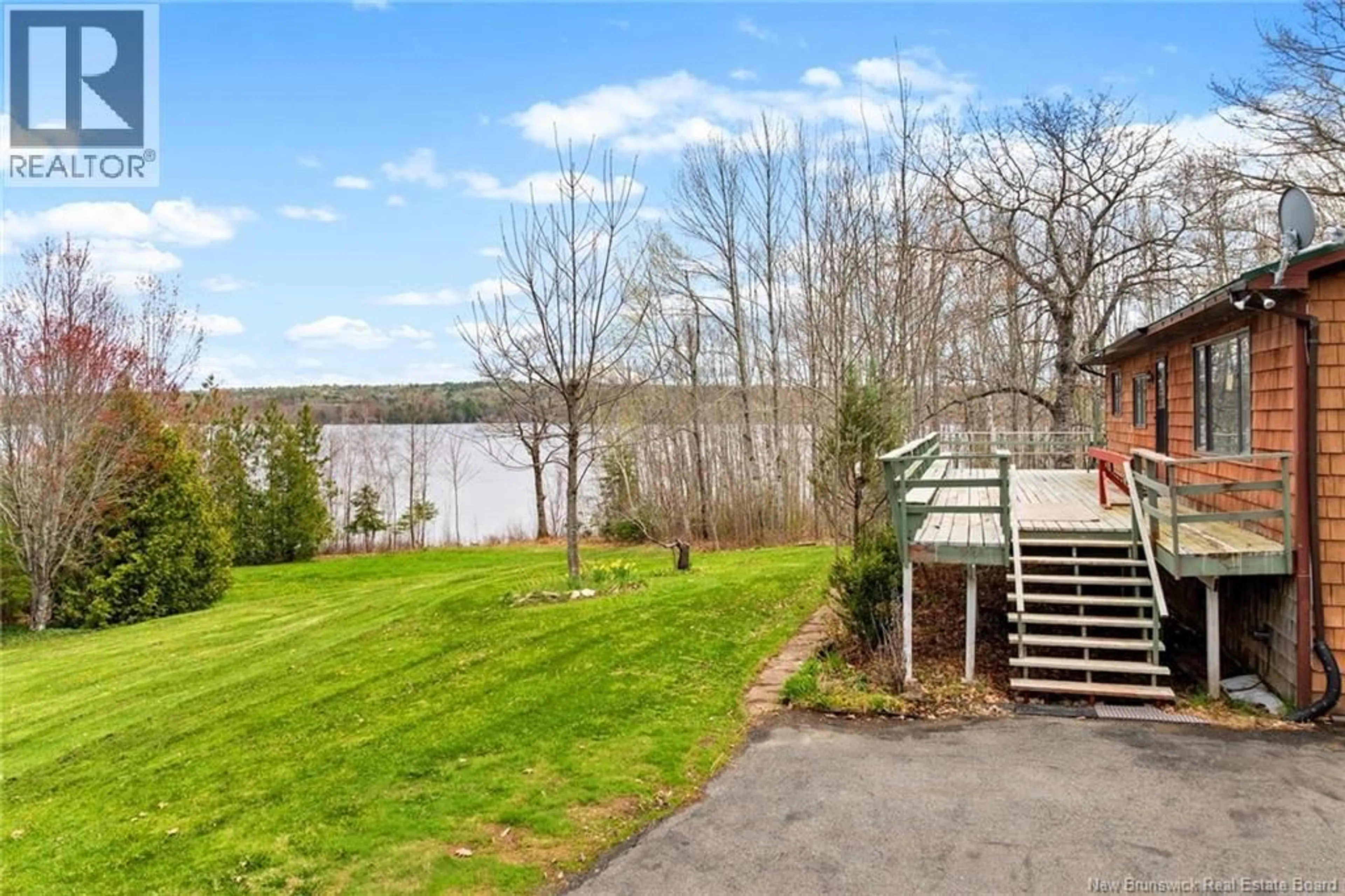 Patio, water/lake/river/ocean view for 2051 LAKEVIEW ROAD, Cambridge-Narrows New Brunswick E4C1M6