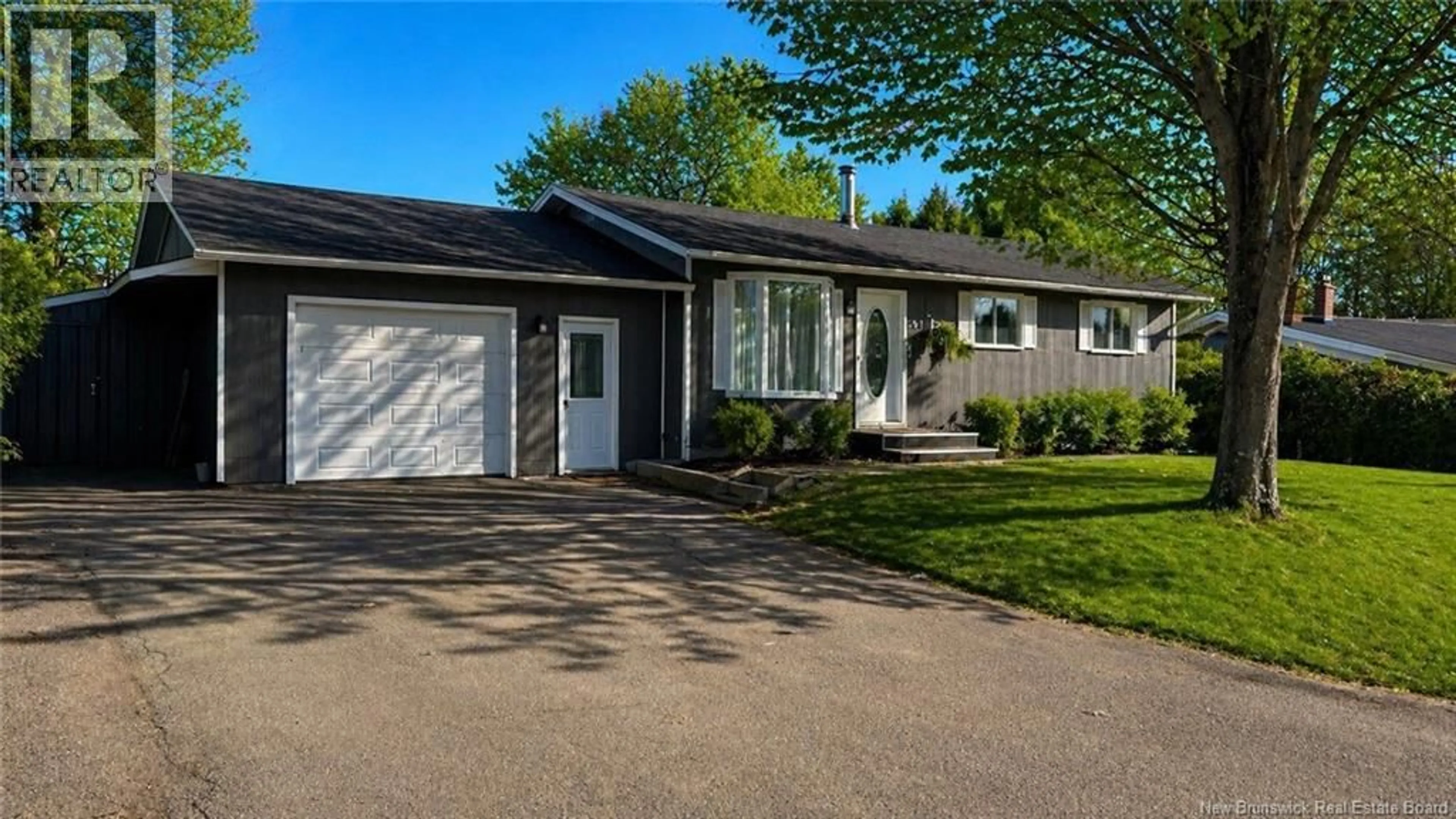 Home with vinyl exterior material, street for 151 ST JOHN STREET, Woodstock New Brunswick E7M2T9