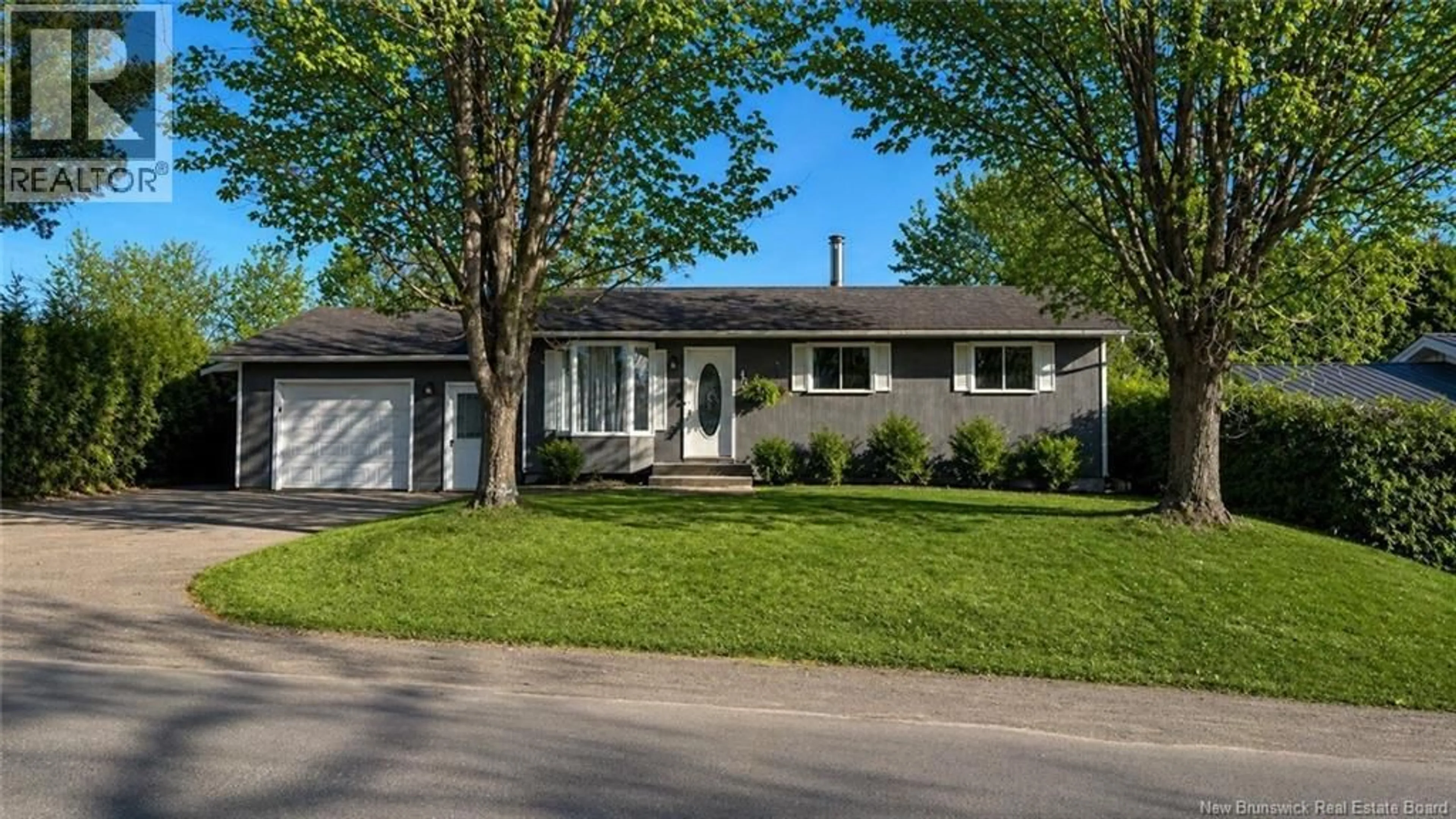 Home with vinyl exterior material, street for 151 ST JOHN STREET, Woodstock New Brunswick E7M2T9