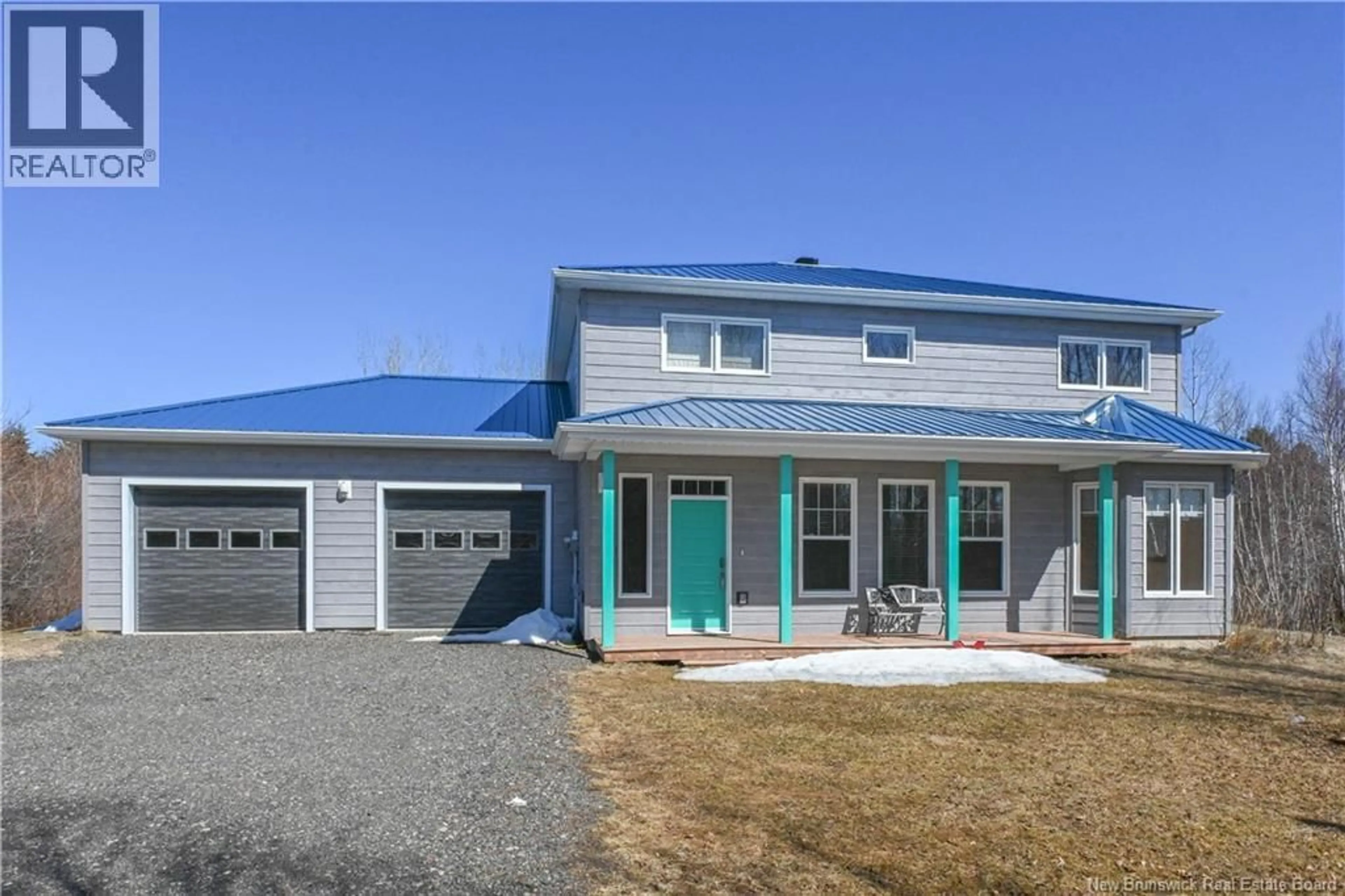 Home with vinyl exterior material, street for 441 SAULNIER EST STREET, Tracadie New Brunswick E1X1E3