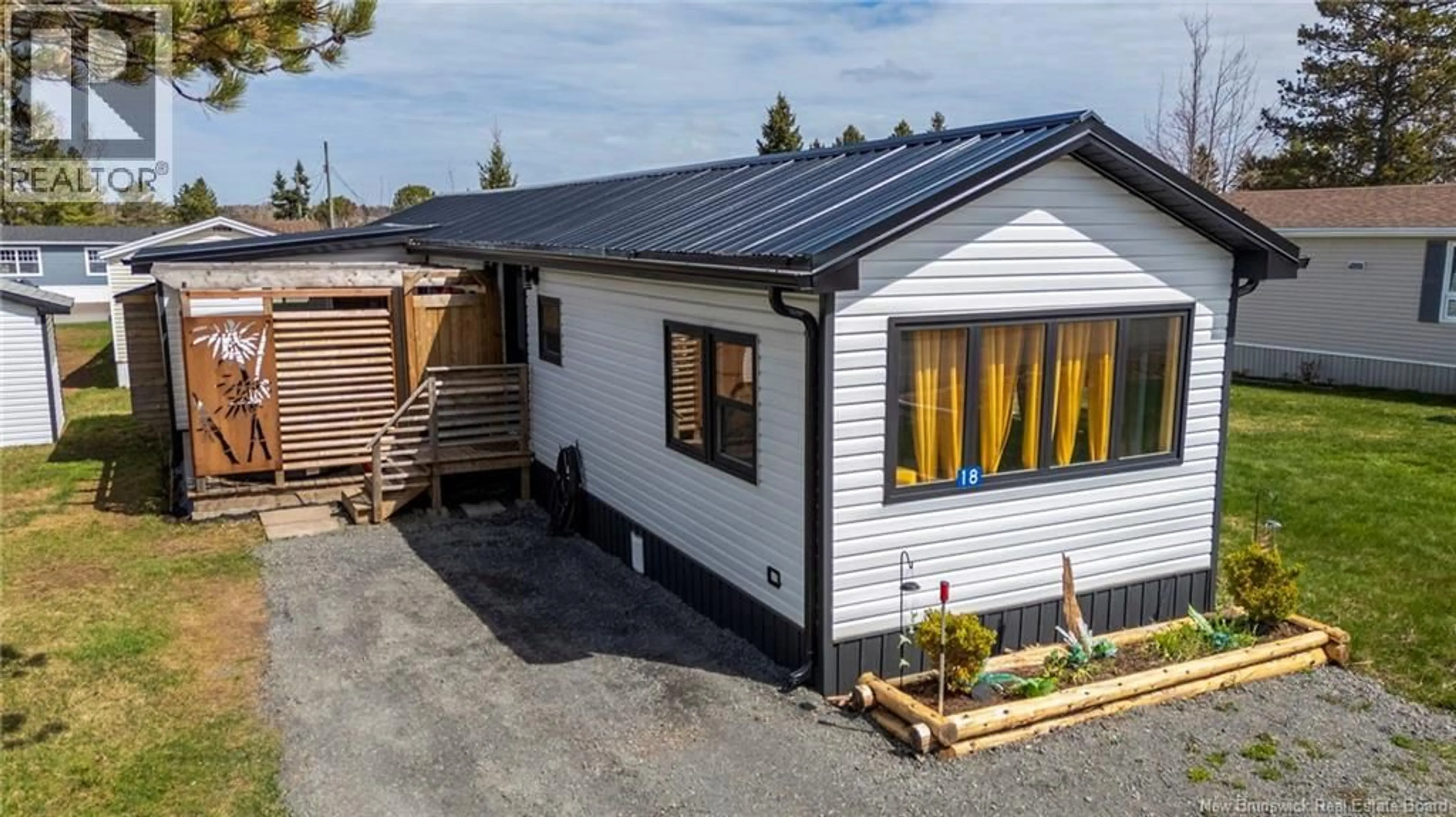 A pic from outside/outdoor area/front of a property/back of a property/a pic from drone, street for 18 DAISY LANE, Riverview New Brunswick E1B4Z3