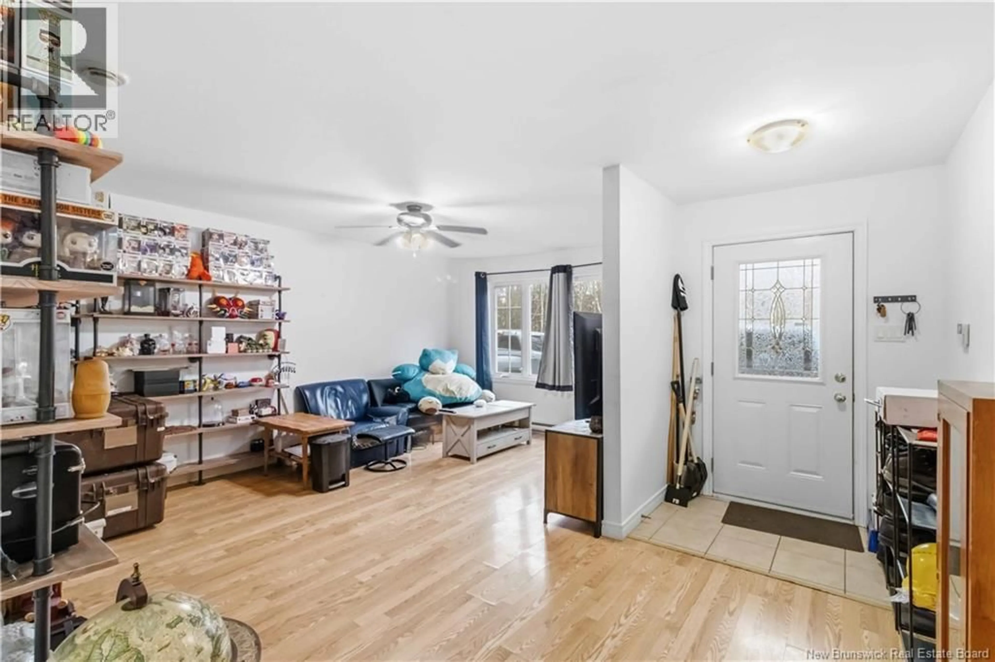 Living room with furniture, unknown for 58 LENAS WOODS LANE, Geary New Brunswick E2V3Z5