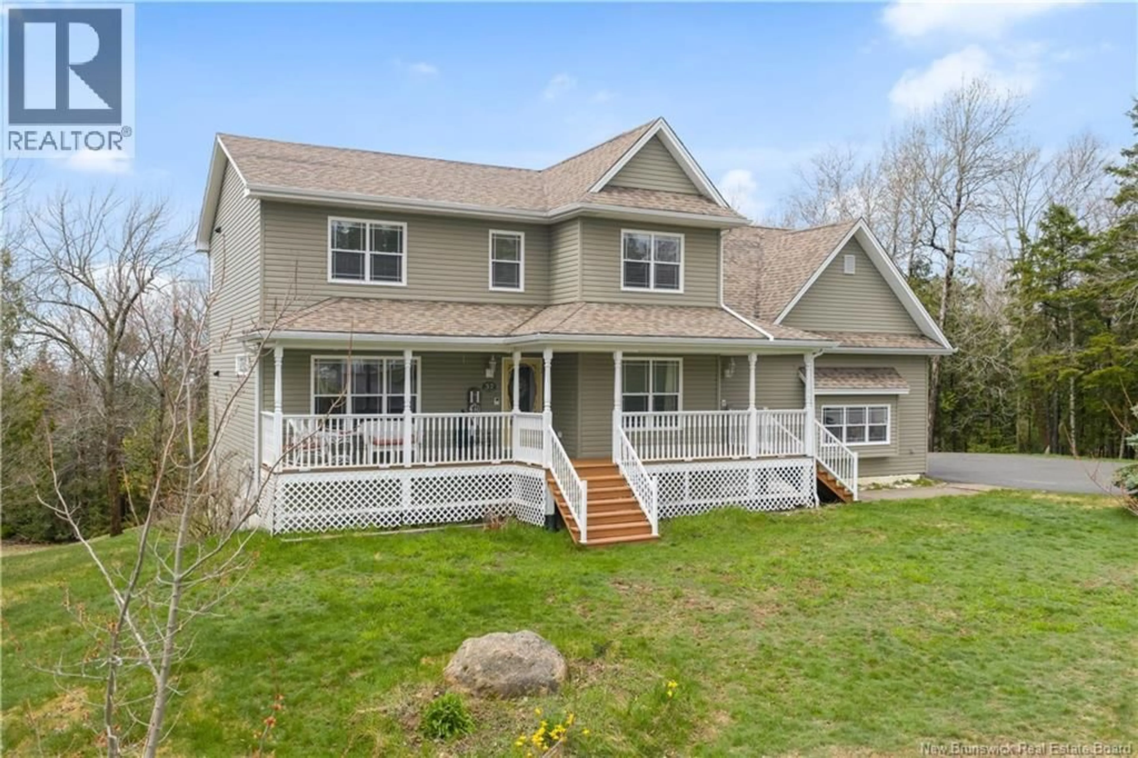 Home with vinyl exterior material, unknown for 37 SQUIRE DRIVE, Quispamsis New Brunswick E2G1C1