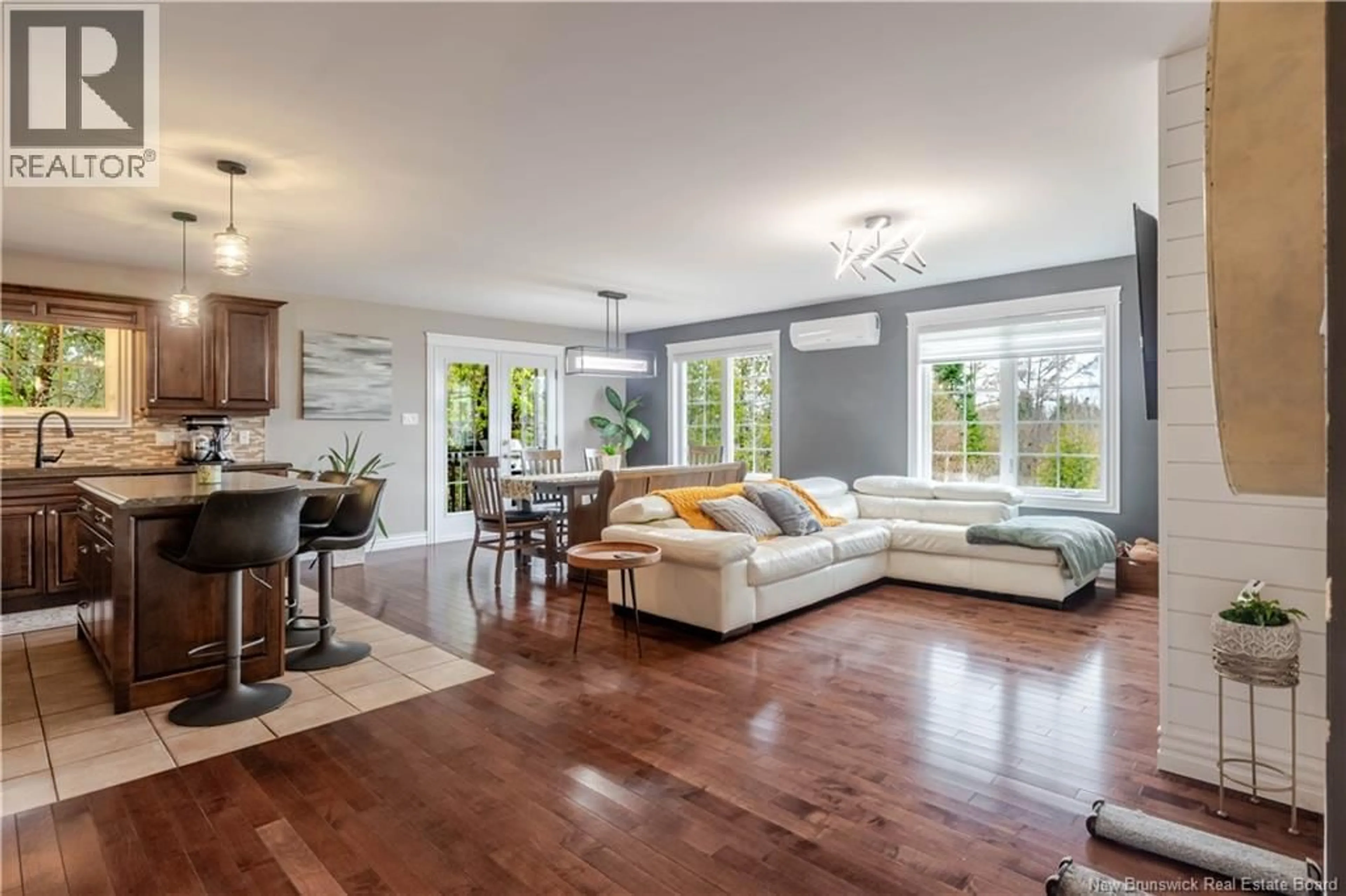 Living room with furniture, wood/laminate floor for 28 WHITETAIL STREET, Lower Kingsclear New Brunswick E3E0E7