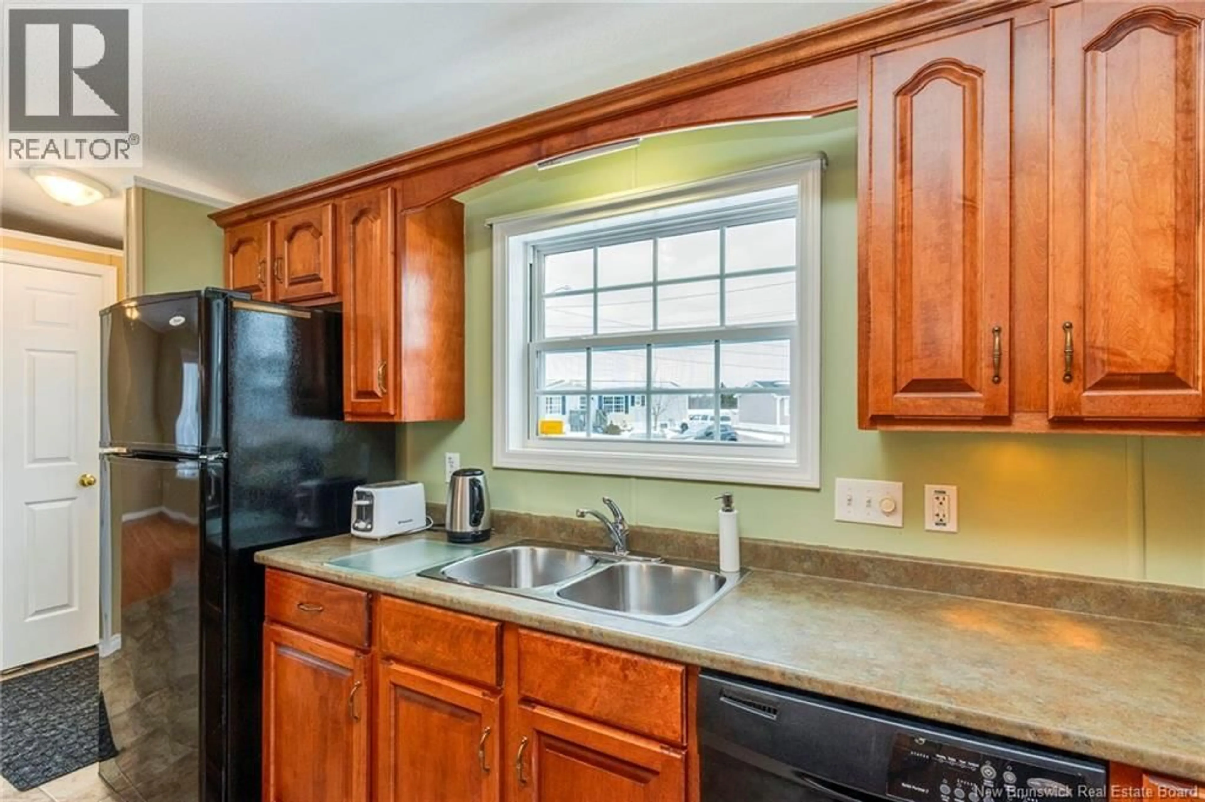 Standard kitchen, ceramic/tile floor for 15 SPRINGFIELD COURT, Riverview New Brunswick E1B0C9