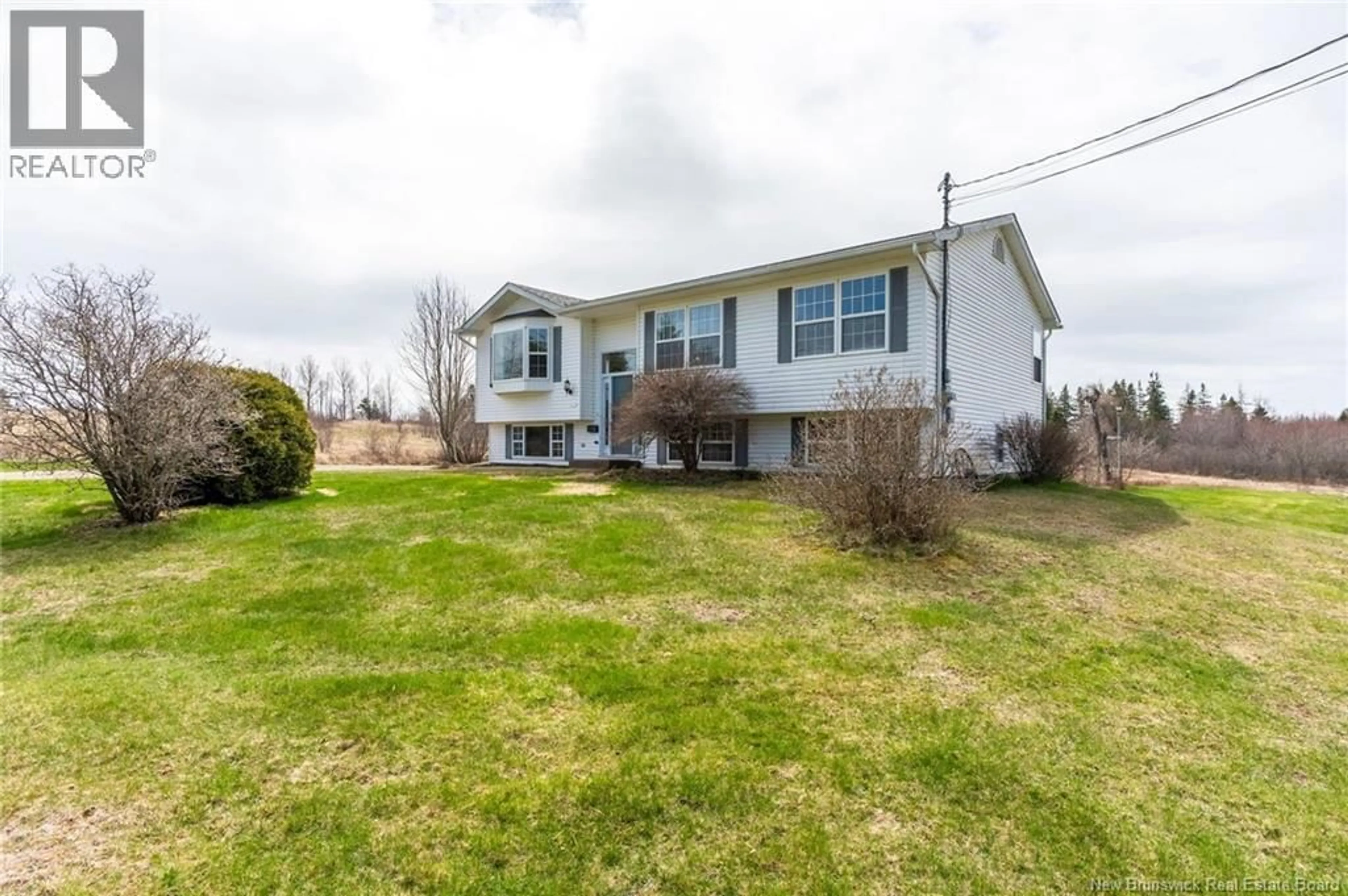 A pic from outside/outdoor area/front of a property/back of a property/a pic from drone, water/lake/river/ocean view for 142 FAIRFIELD ROAD, Sackville New Brunswick E4L2X9