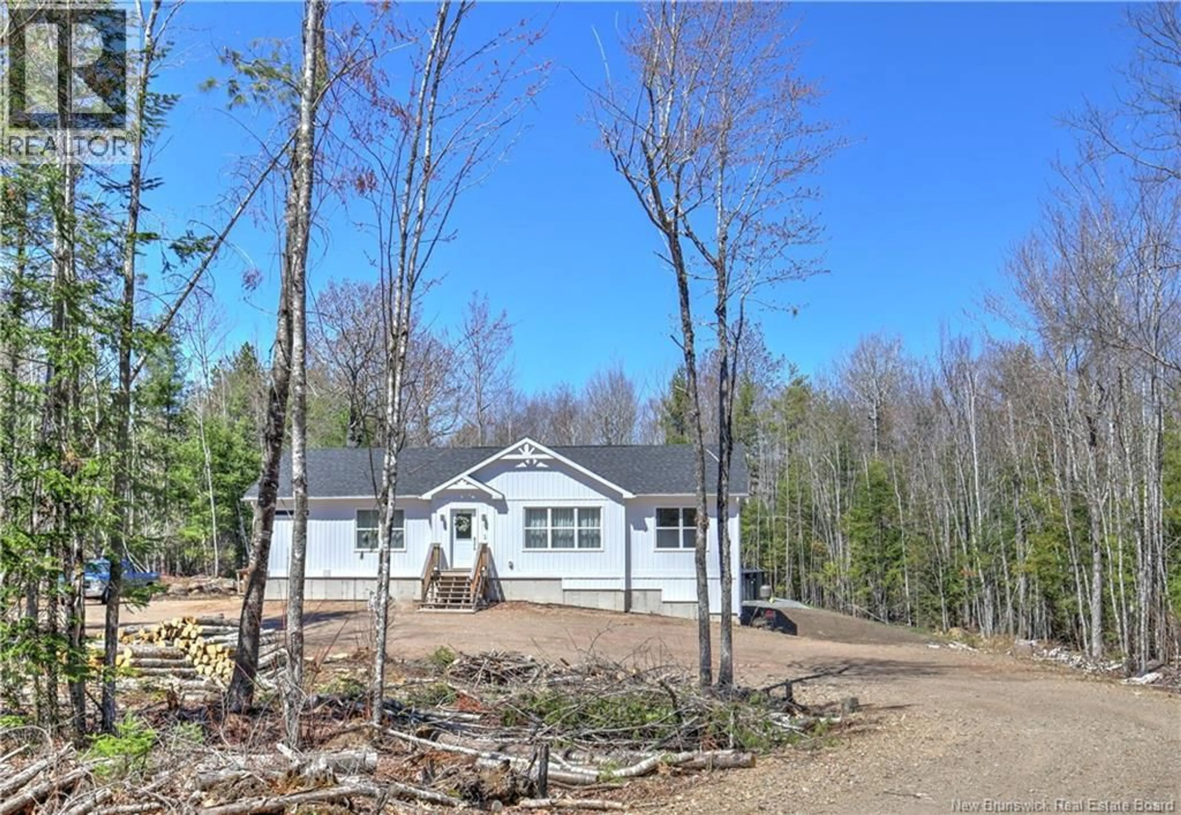 Unknown for 124 DIAMOND SQUARE ROAD, Fredericton Junction New Brunswick E5L1V3