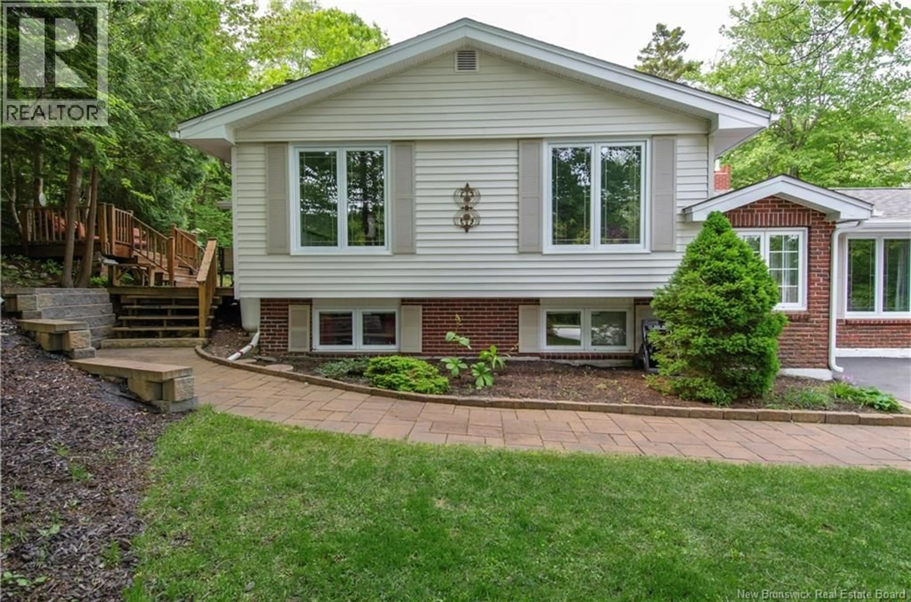 Home with vinyl exterior material, street for 33 HIGHLAND AVENUE, Rothesay New Brunswick E2E5N1