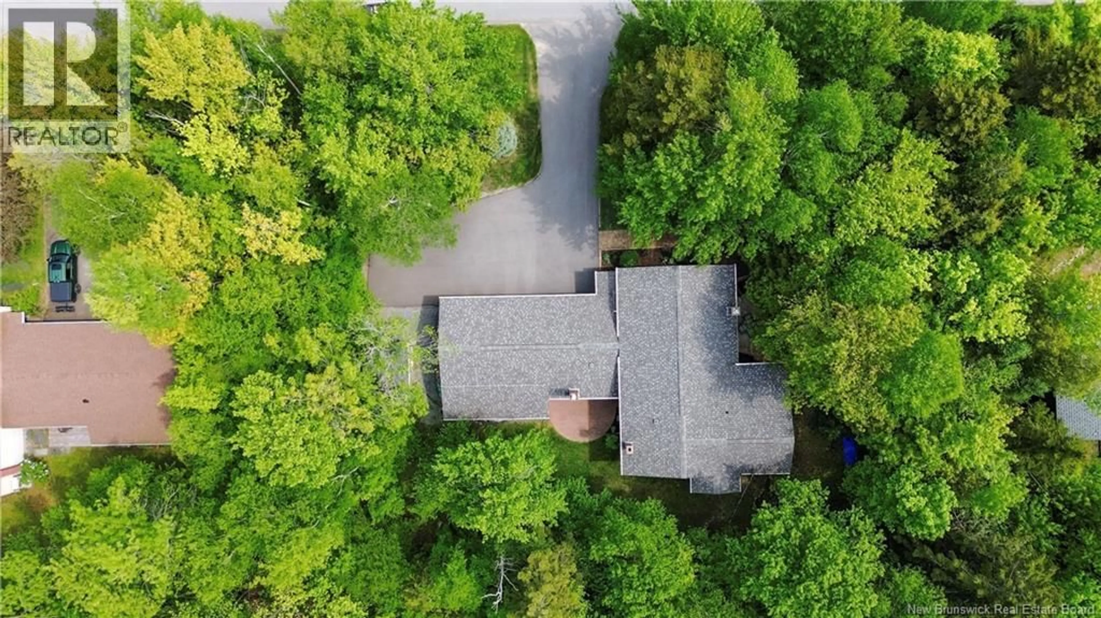 A pic from outside/outdoor area/front of a property/back of a property/a pic from drone, street for 33 HIGHLAND AVENUE, Rothesay New Brunswick E2E5N1