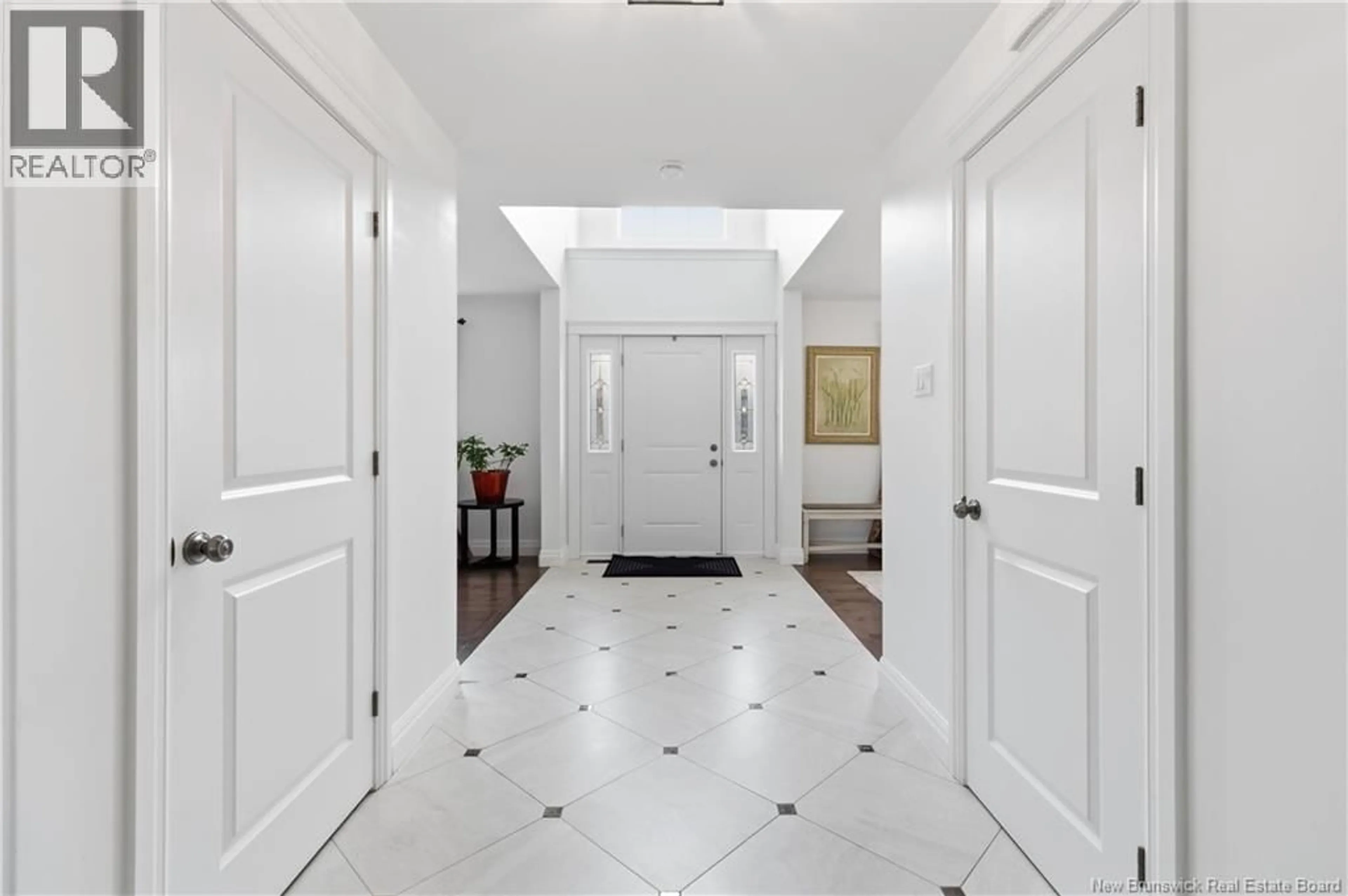 Indoor entryway for 10 TURNBERRY COURT, Moncton New Brunswick E1G0P4