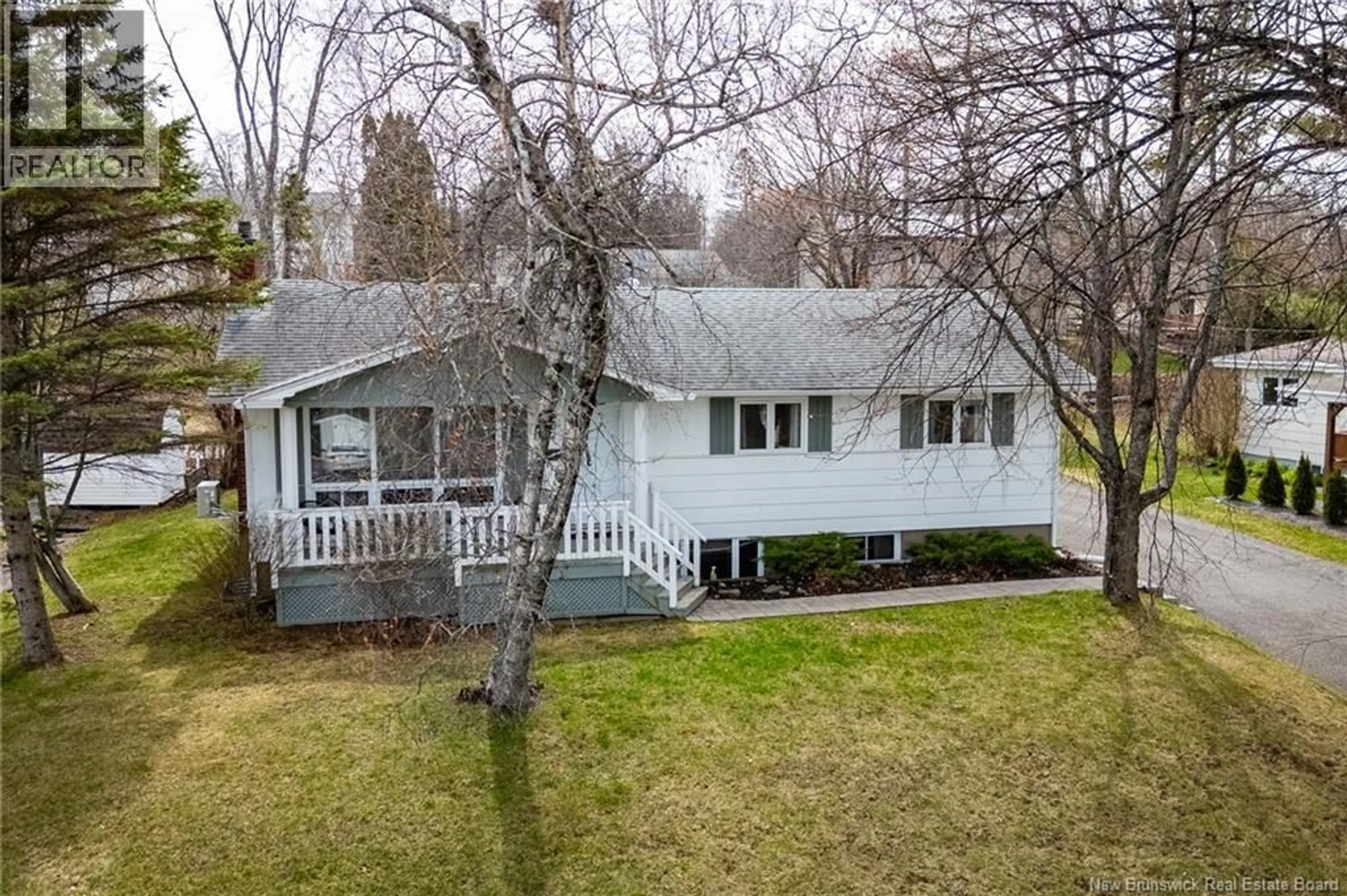 A pic from outside/outdoor area/front of a property/back of a property/a pic from drone, street for 452 PEDERSON CRESCENT, Fredericton New Brunswick E3B2Z2