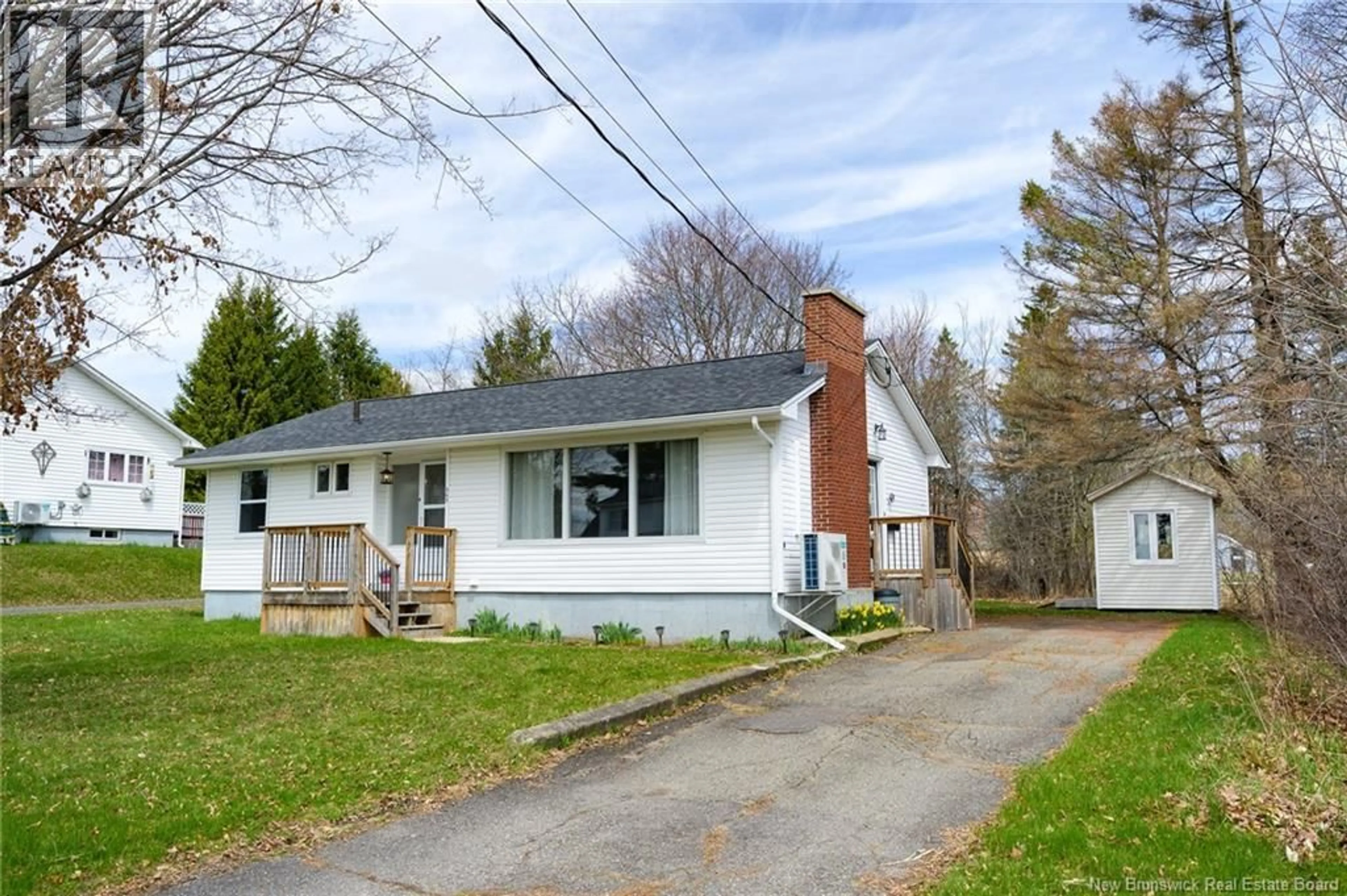 Home with vinyl exterior material, street for 565 HILLCREST DRIVE, Fredericton New Brunswick E3A2X8