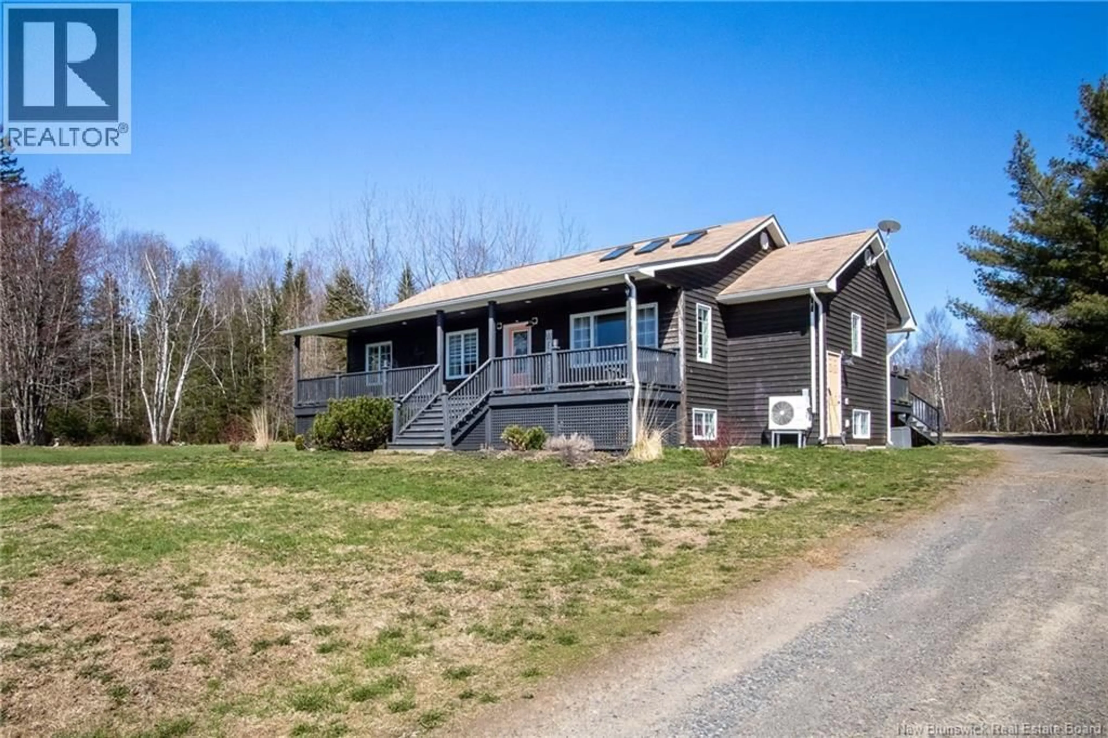 A pic from outside/outdoor area/front of a property/back of a property/a pic from drone, unknown for 7784 ROUTE 102, Lower Greenwich New Brunswick E5K4T9