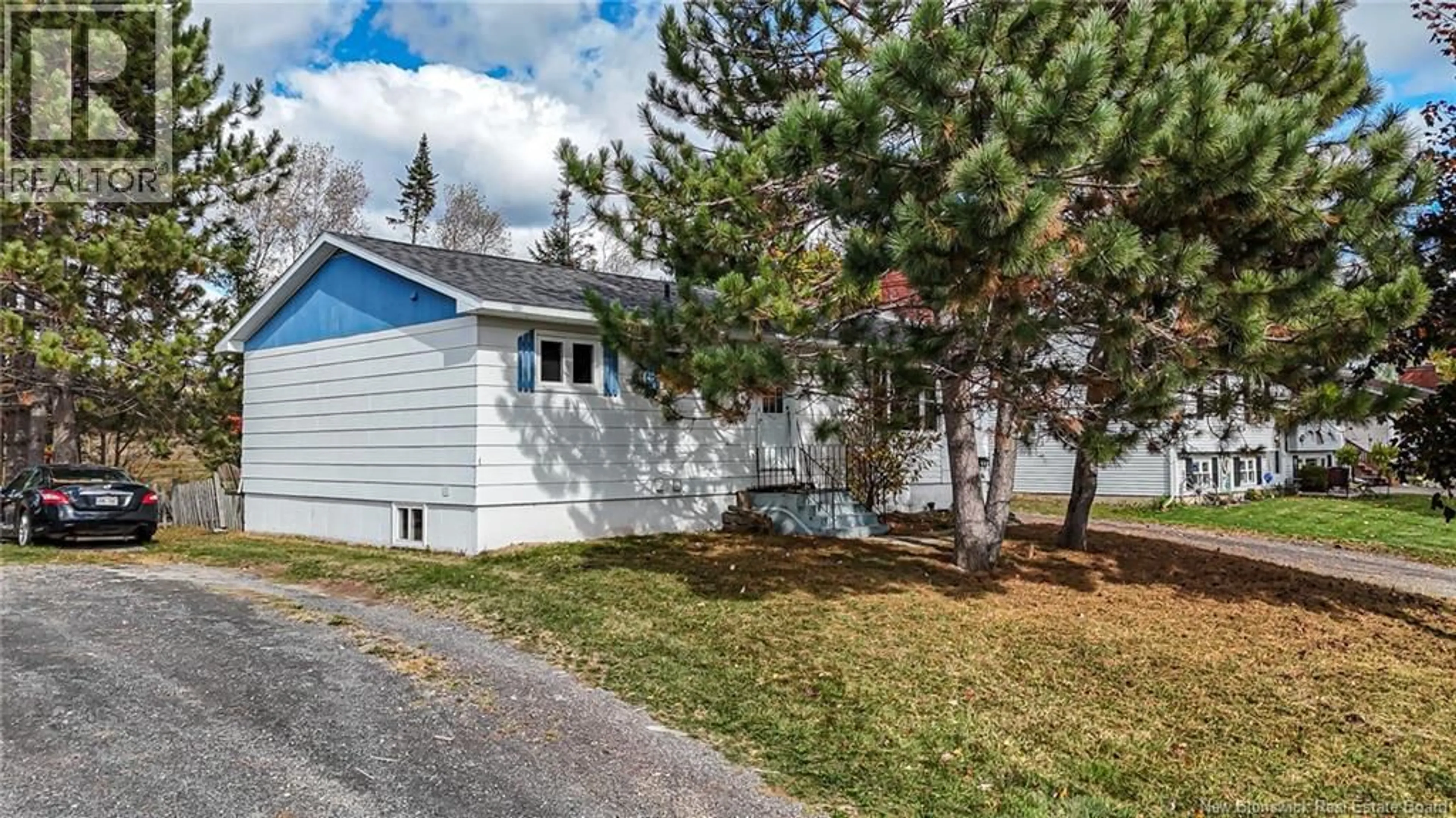 Home with vinyl exterior material, street for 278 BARTON CRESCENT, Fredericton New Brunswick E3A5A6