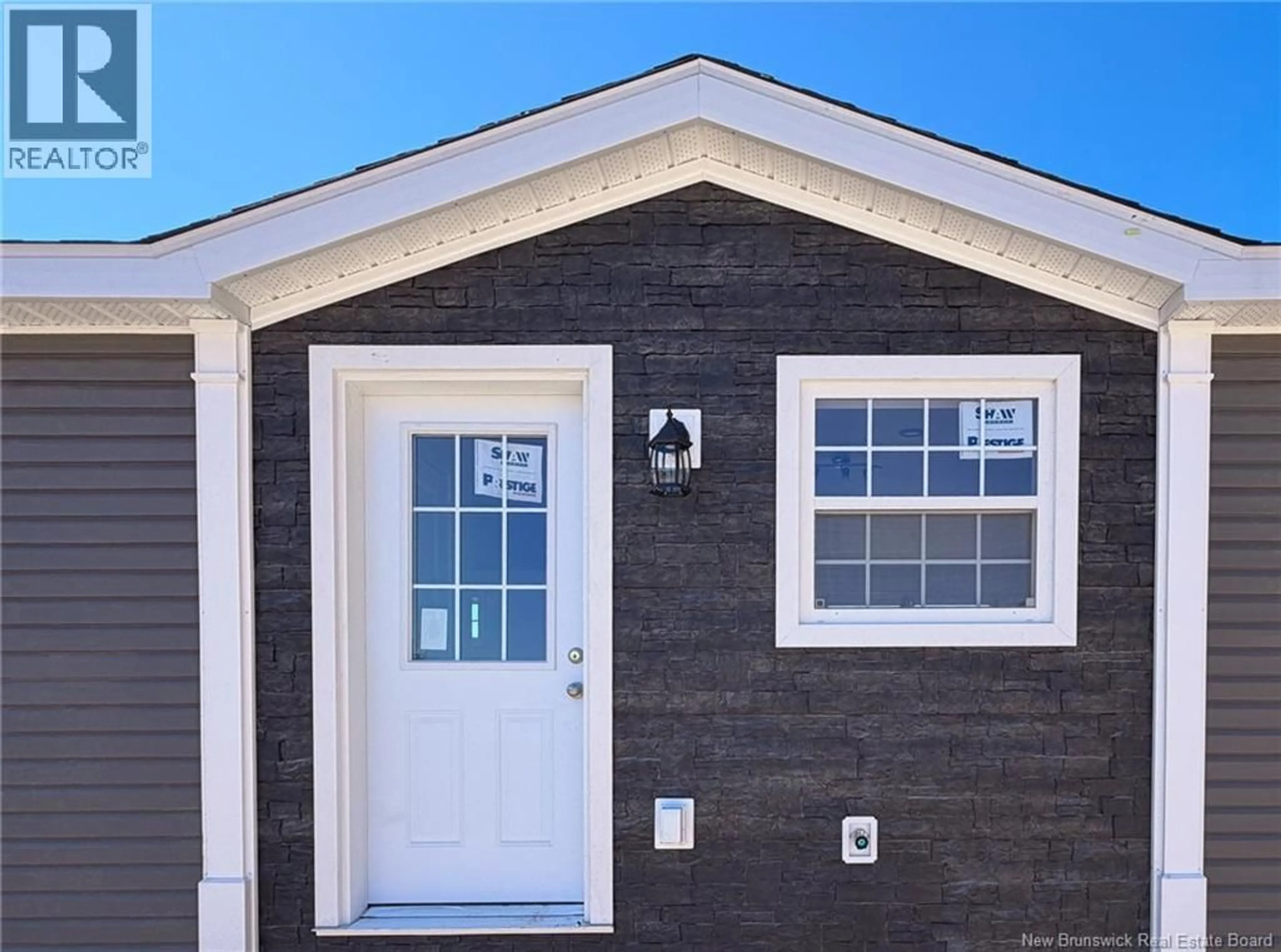 Home with vinyl exterior material, street for 40 LUANNE DRIVE, Lincoln New Brunswick E3B0Z5