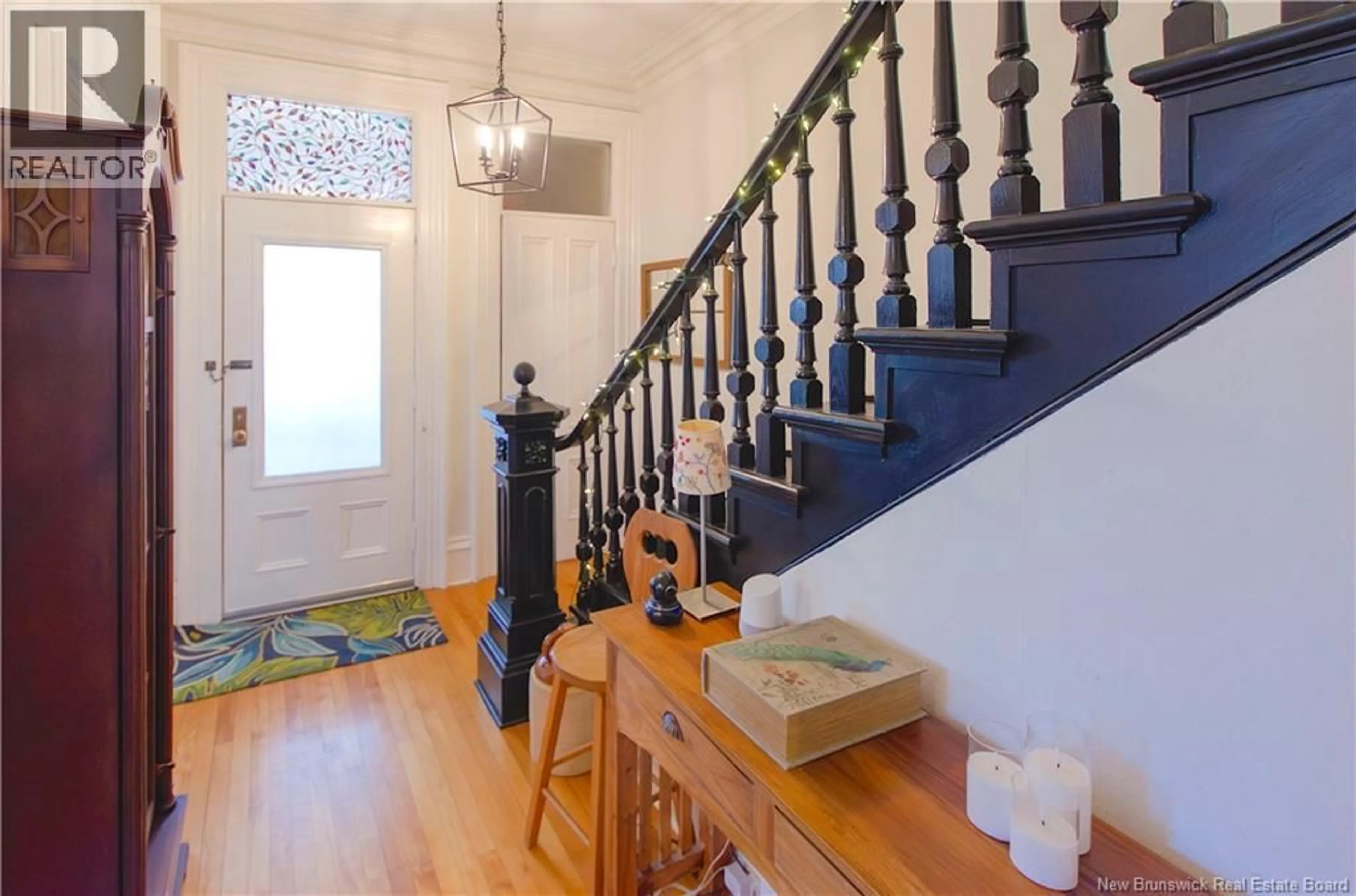 Indoor entryway for 161 CARMARTHEN STREET, Saint John New Brunswick E2L2P4