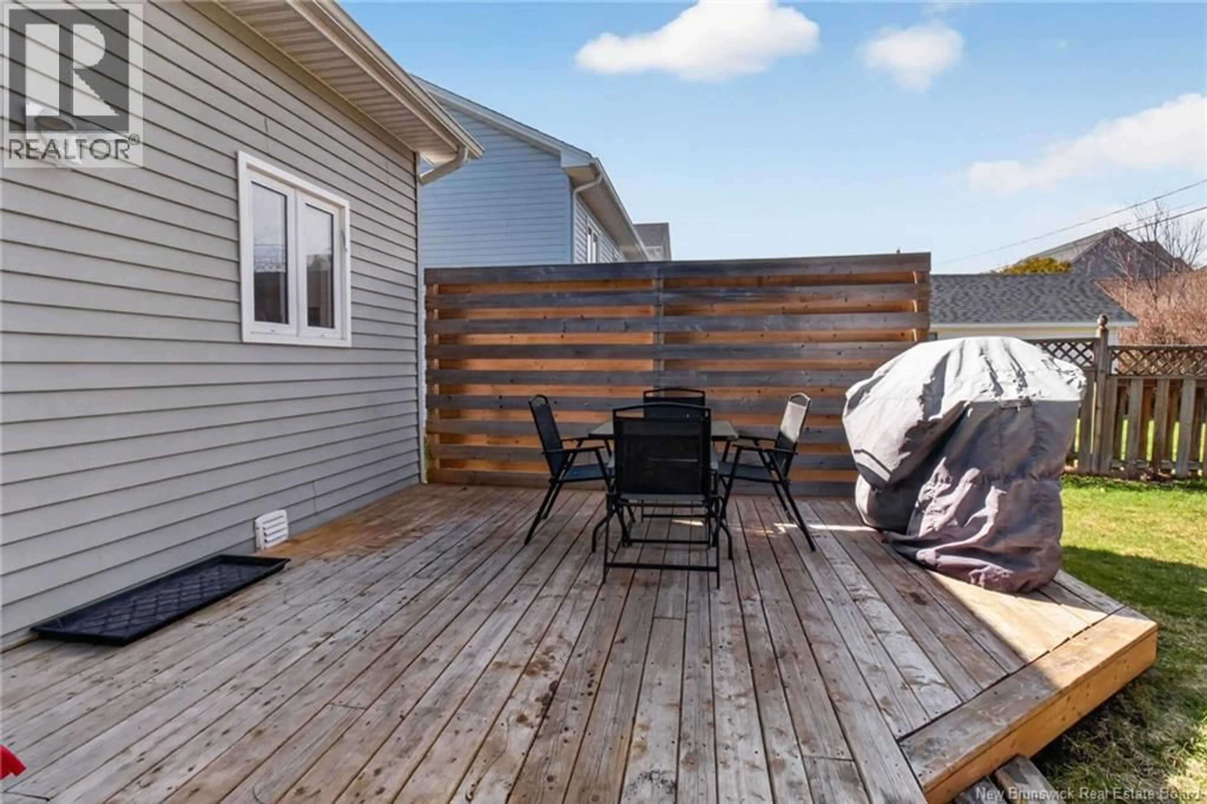 Patio, street for 95 RENNICK ROAD, Moncton New Brunswick E1G7Y6