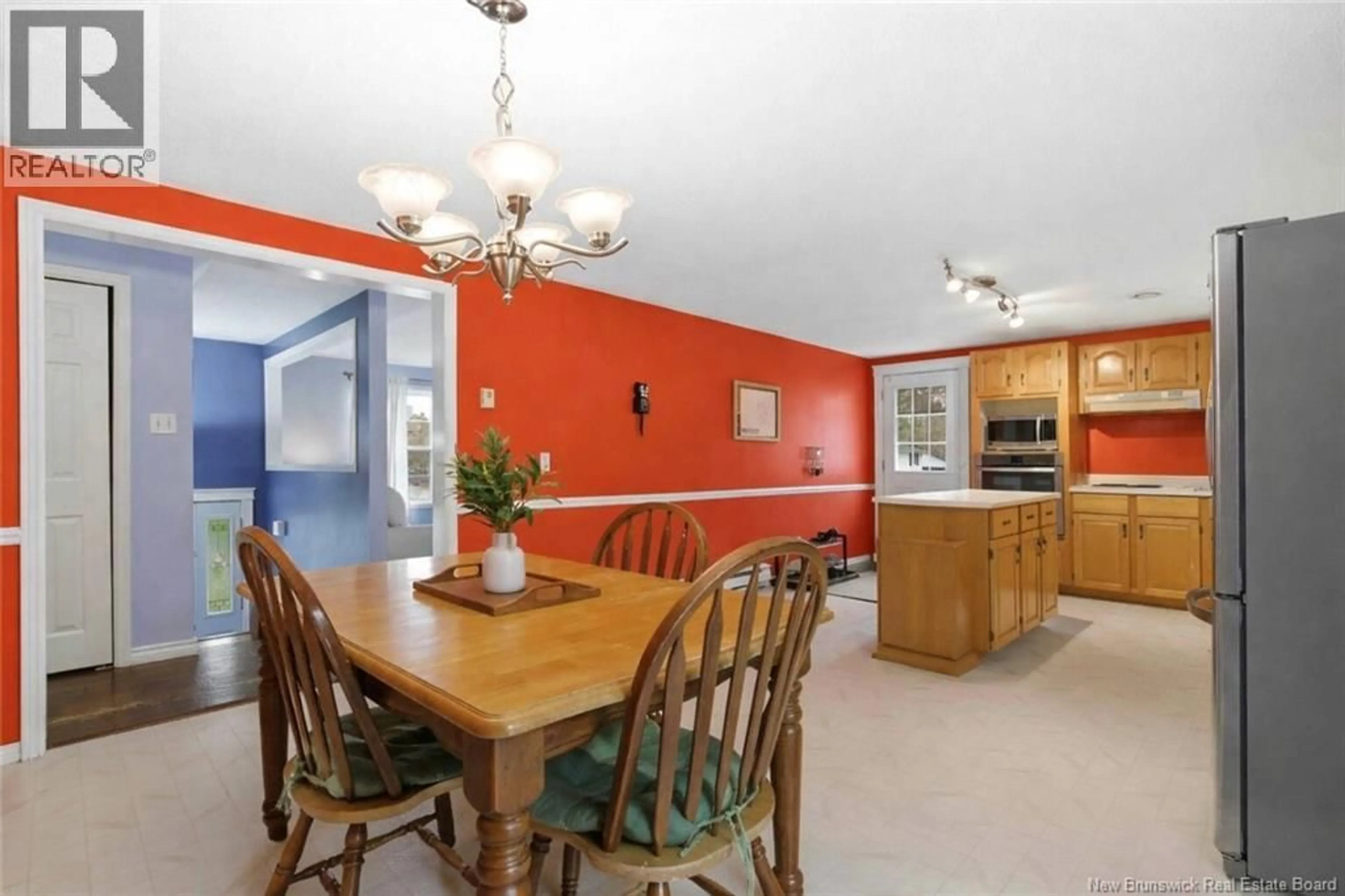 Dining room, ceramic/tile floor for 231 MCADAM AVENUE, Fredericton New Brunswick E3A5V1