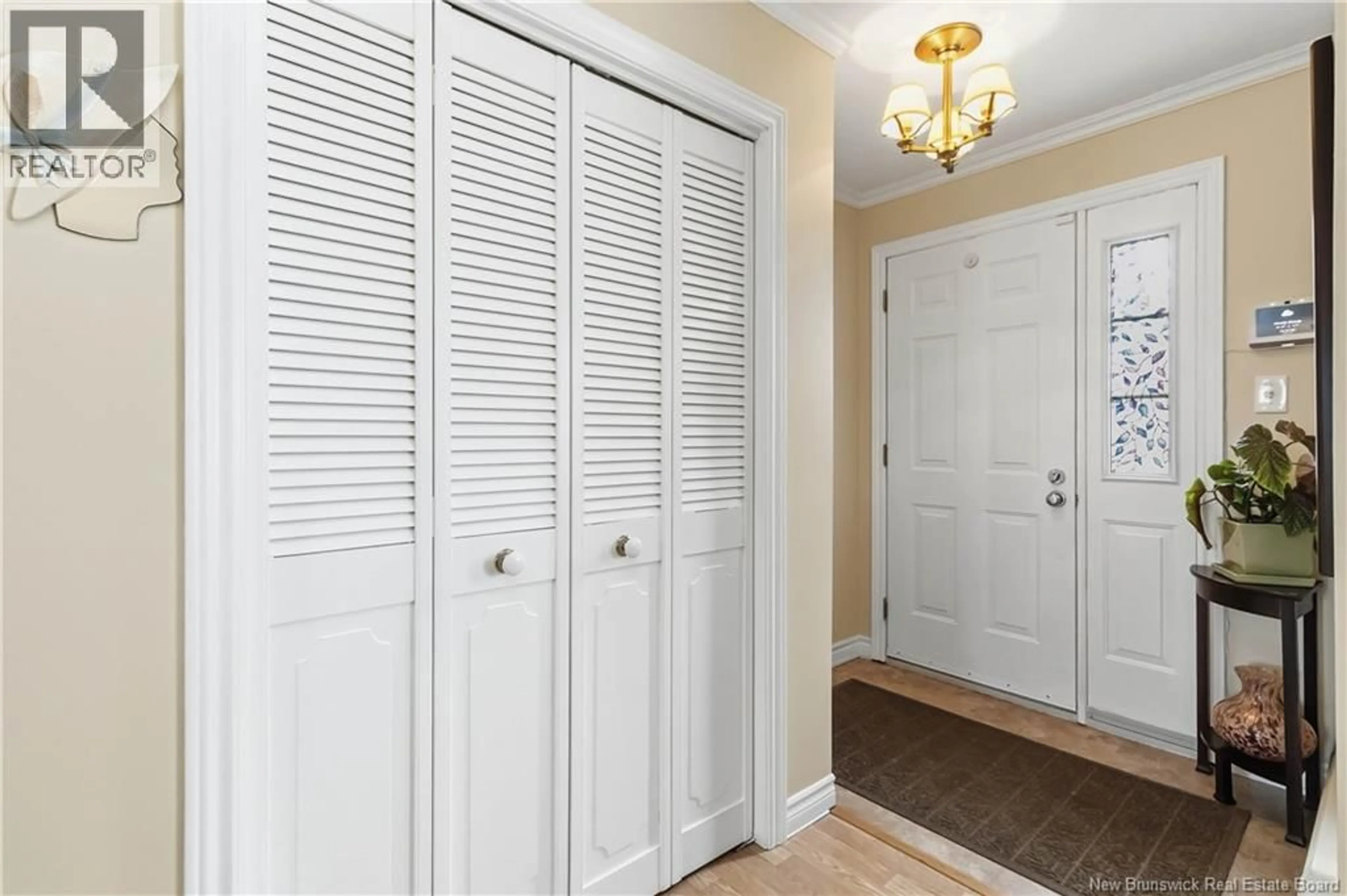 Indoor entryway for 857 FRAMPTON LANE, Moncton New Brunswick E1G1S1