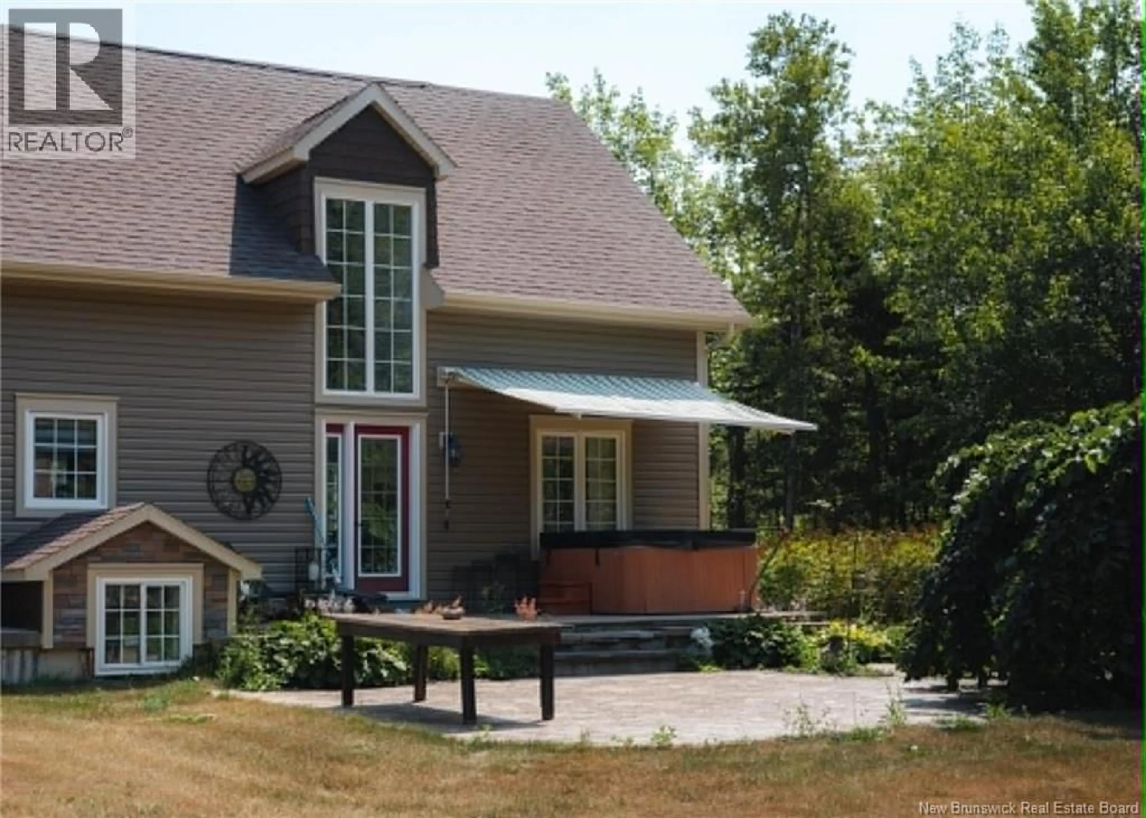 Home with vinyl exterior material, unknown for 3813 RUE LUCE, Tracadie New Brunswick E1X1B5