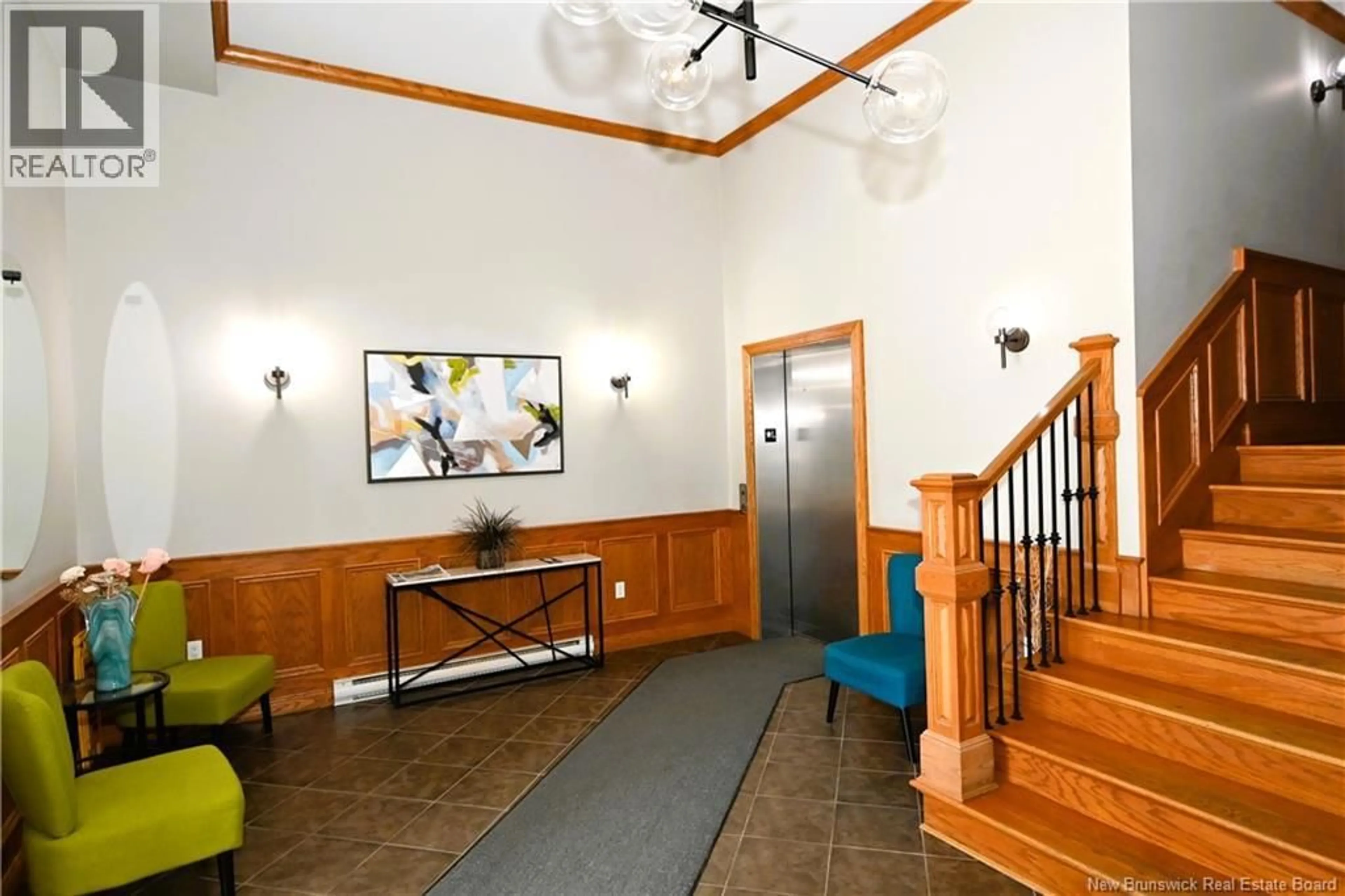 Indoor foyer for 202 - 362 CARLETON STREET, Fredericton New Brunswick E3B0C8
