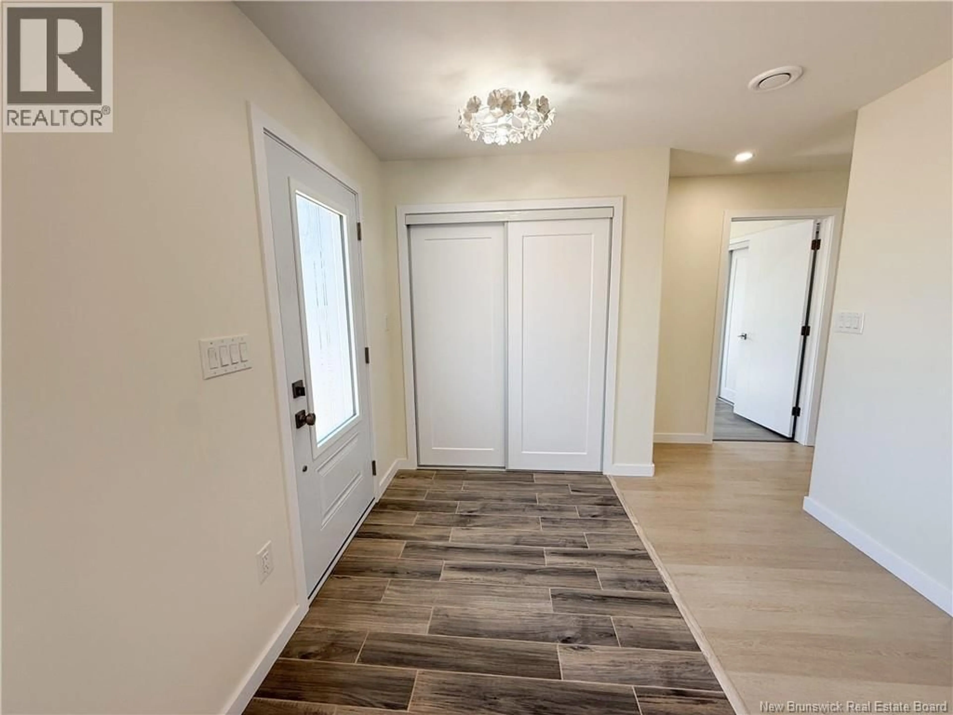 Indoor entryway for 54 COUGLE ROAD, Sussex Corner New Brunswick E4E2S6