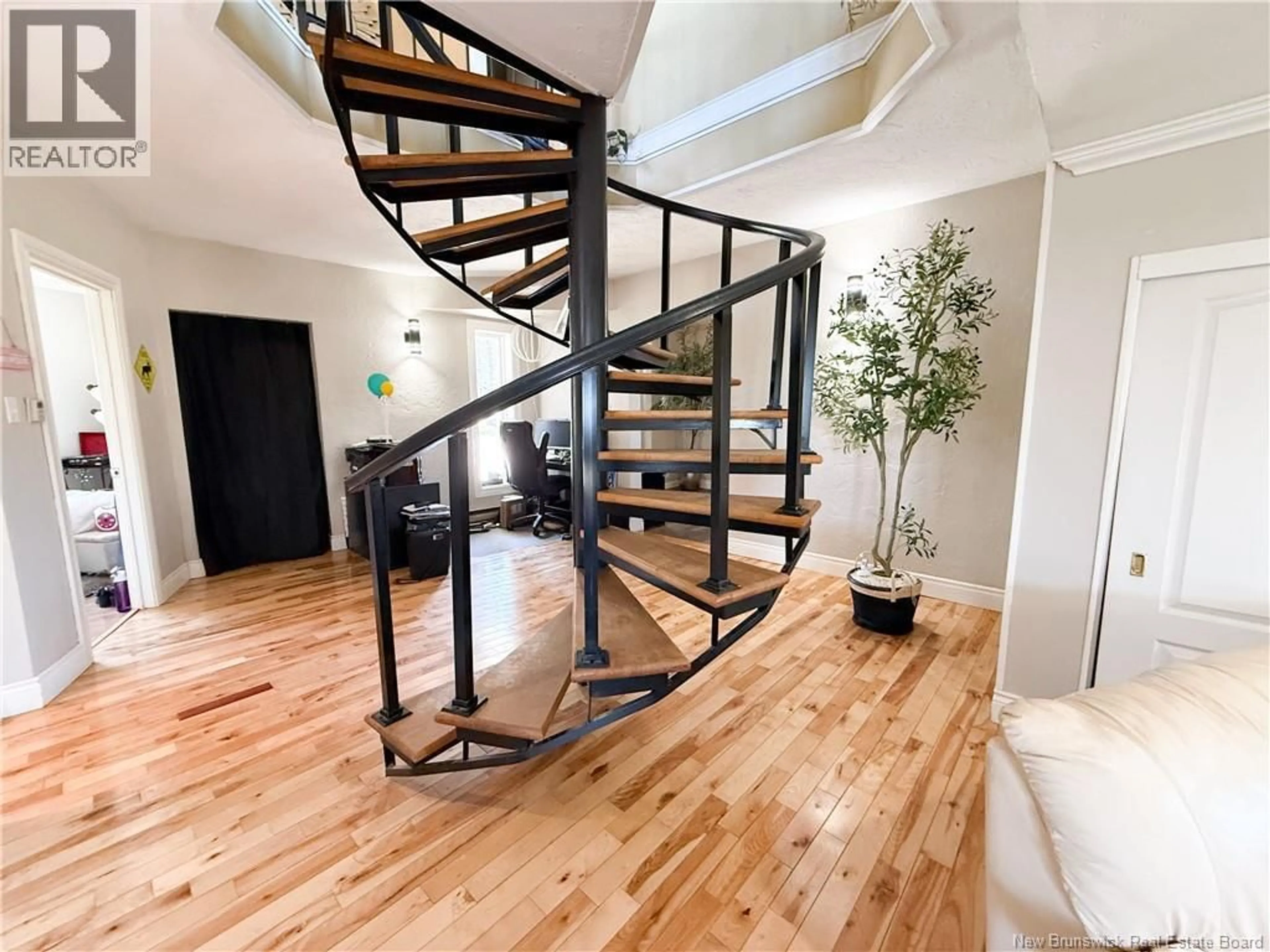 Stairs for 11 VALLEYVIEW DRIVE, Wards Creek New Brunswick E4E4P5