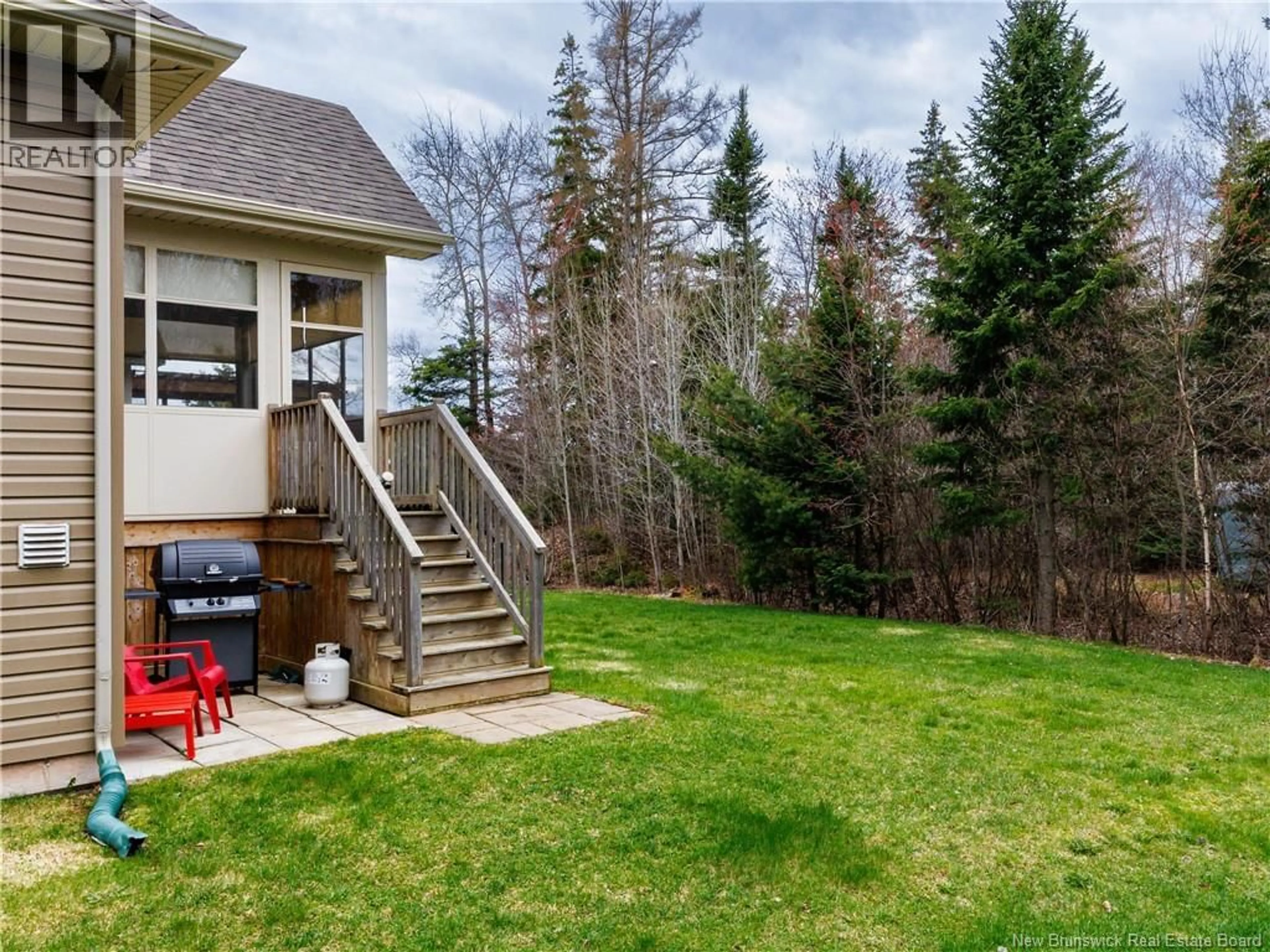 Patio, forest/trees view for 120 BOISEE, Dieppe New Brunswick E1A8Y7