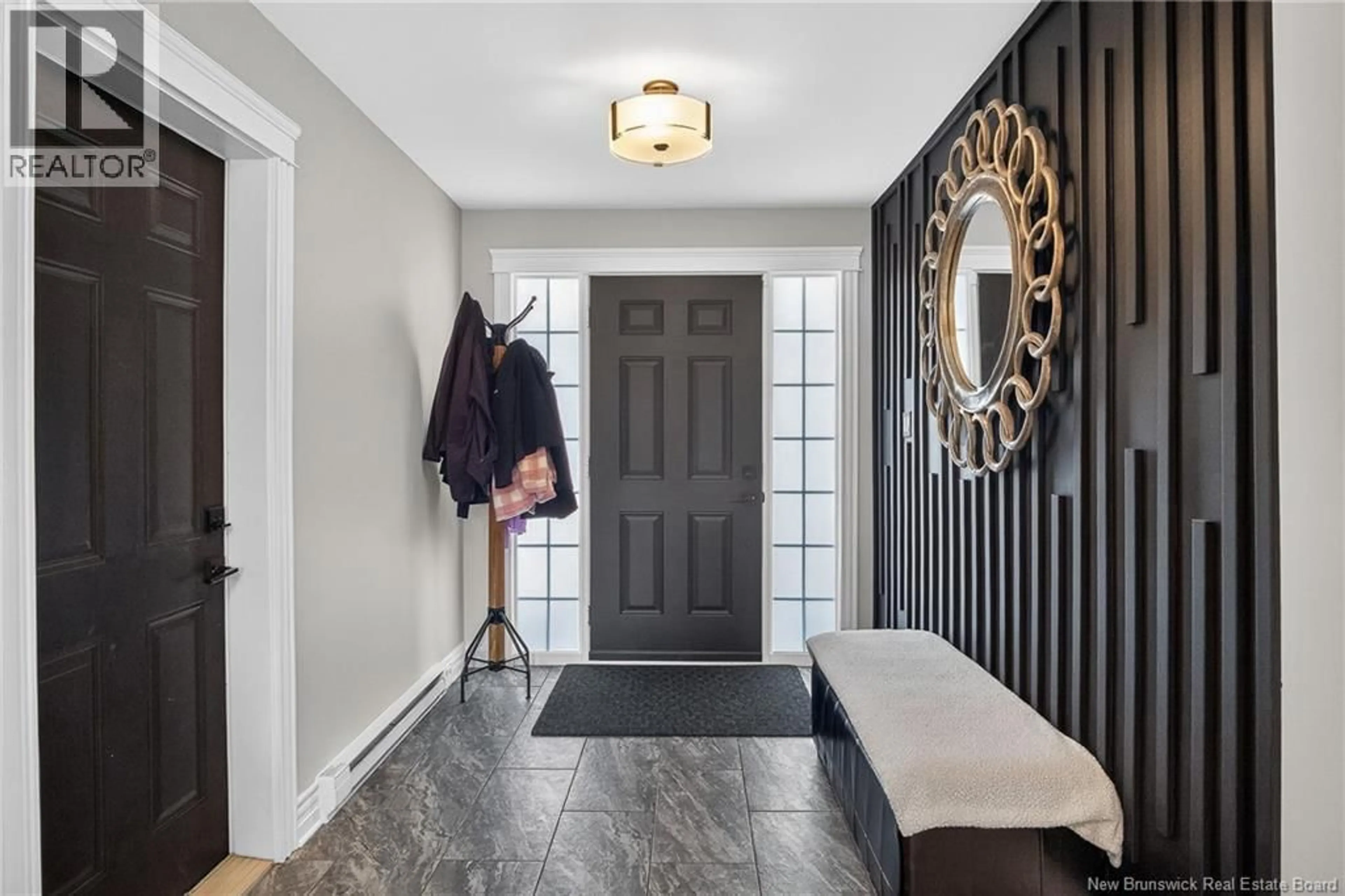 Indoor entryway for 44 LEAH BOULEVARD, Quispamsis New Brunswick E2E6E7
