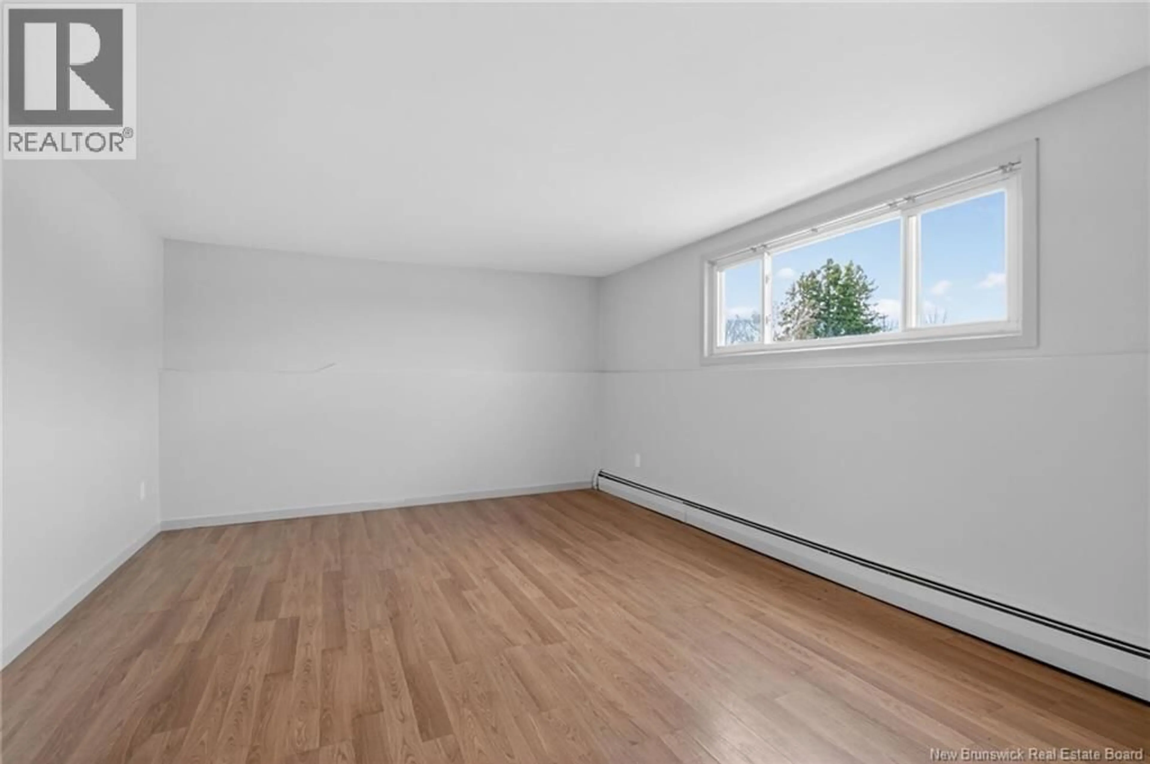 A pic of a room for 43-45 ROSEDALE AVENUE, Moncton New Brunswick E1A2Y8
