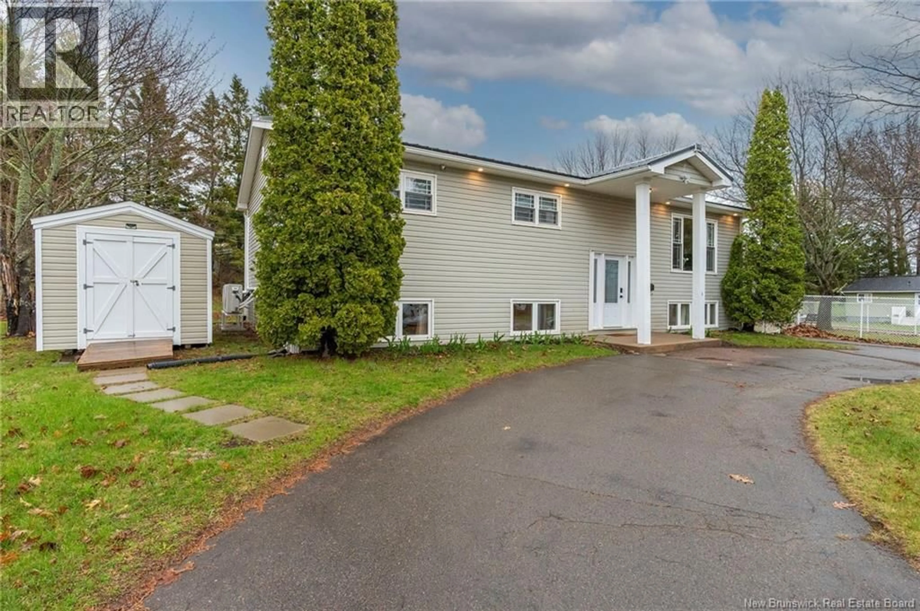 Home with vinyl exterior material, street for 638 GUY AVENUE, Dieppe New Brunswick E1A4V7