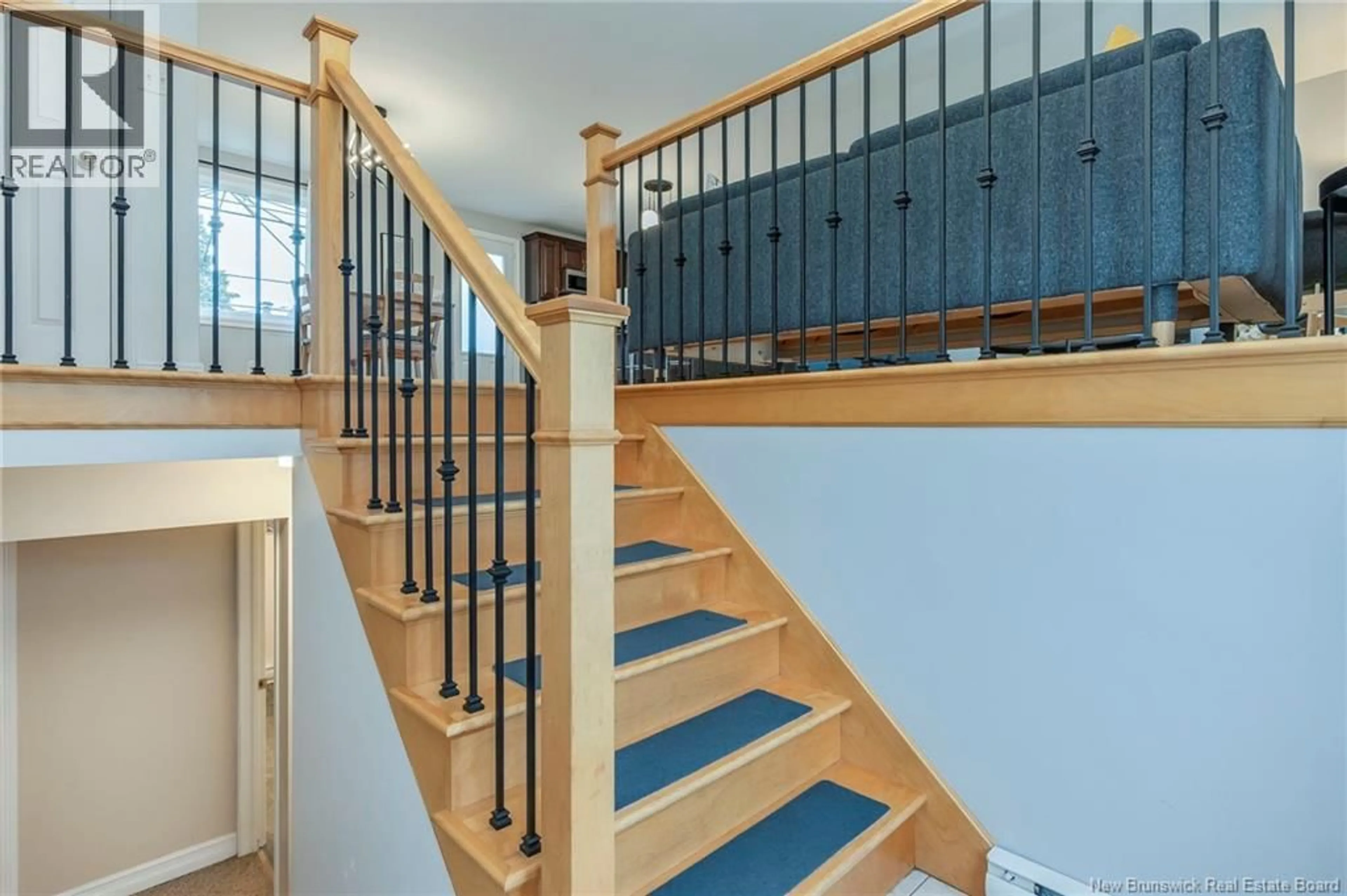 Stairs for 638 GUY AVENUE, Dieppe New Brunswick E1A4V7
