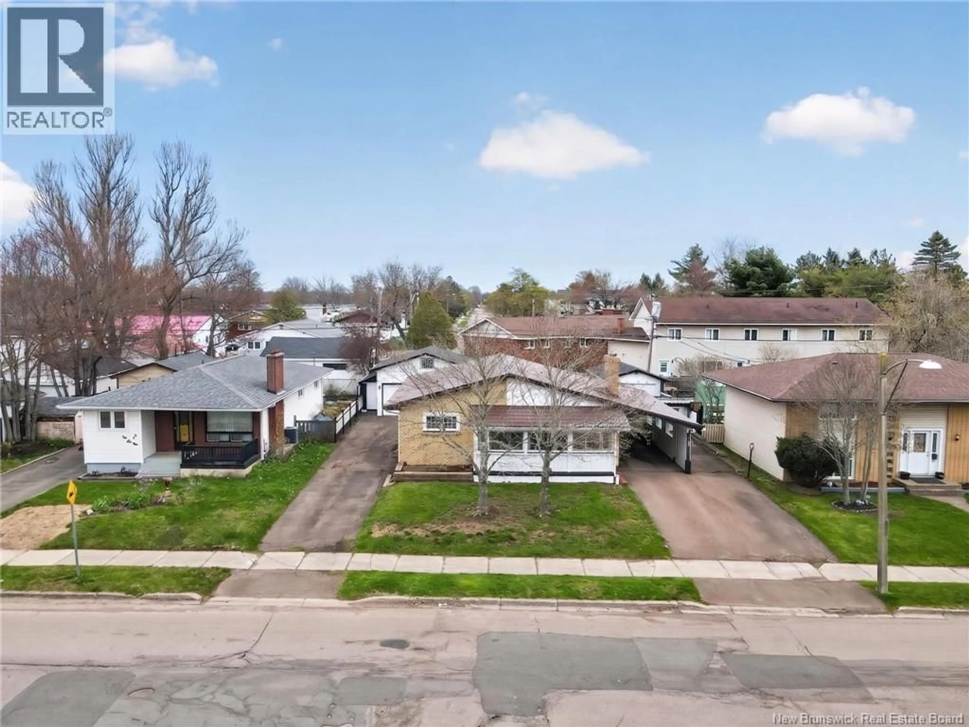 A pic from outside/outdoor area/front of a property/back of a property/a pic from drone, street for 197 AYER AVENUE, Moncton New Brunswick E1C8H1