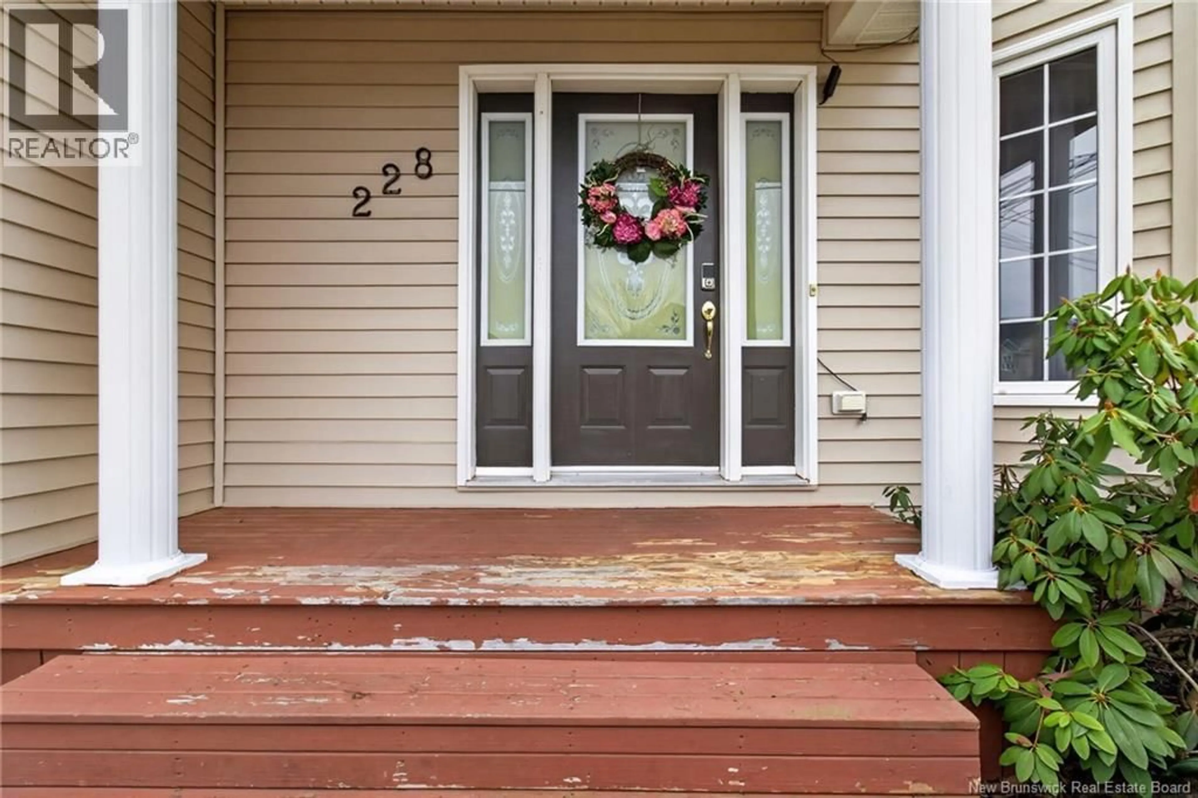 Indoor entryway for 228 RENNICK ROAD, Moncton New Brunswick E1G4Y1