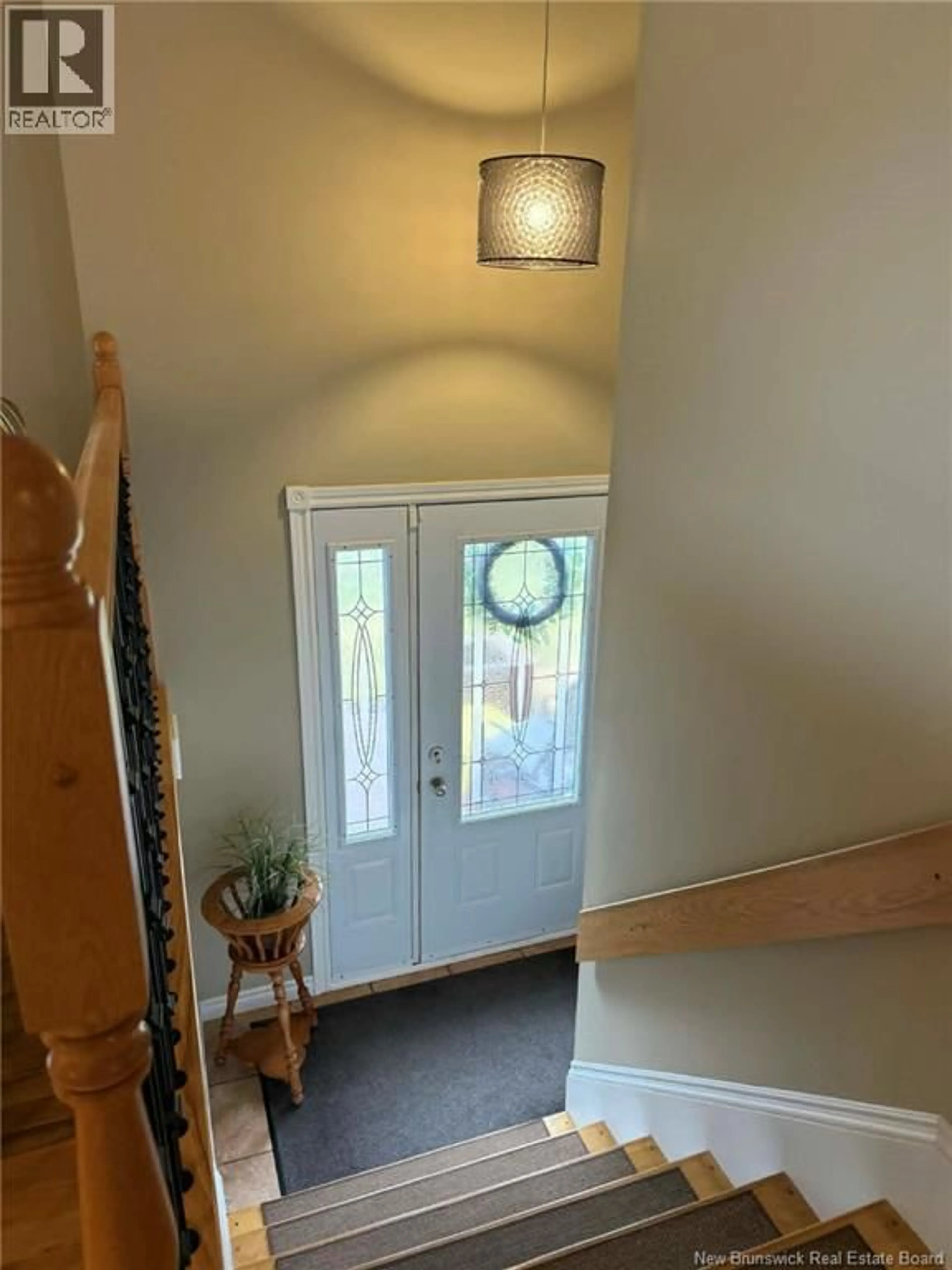 Indoor entryway for 99 STOTHART DRIVE, Miramichi New Brunswick E1V3T9