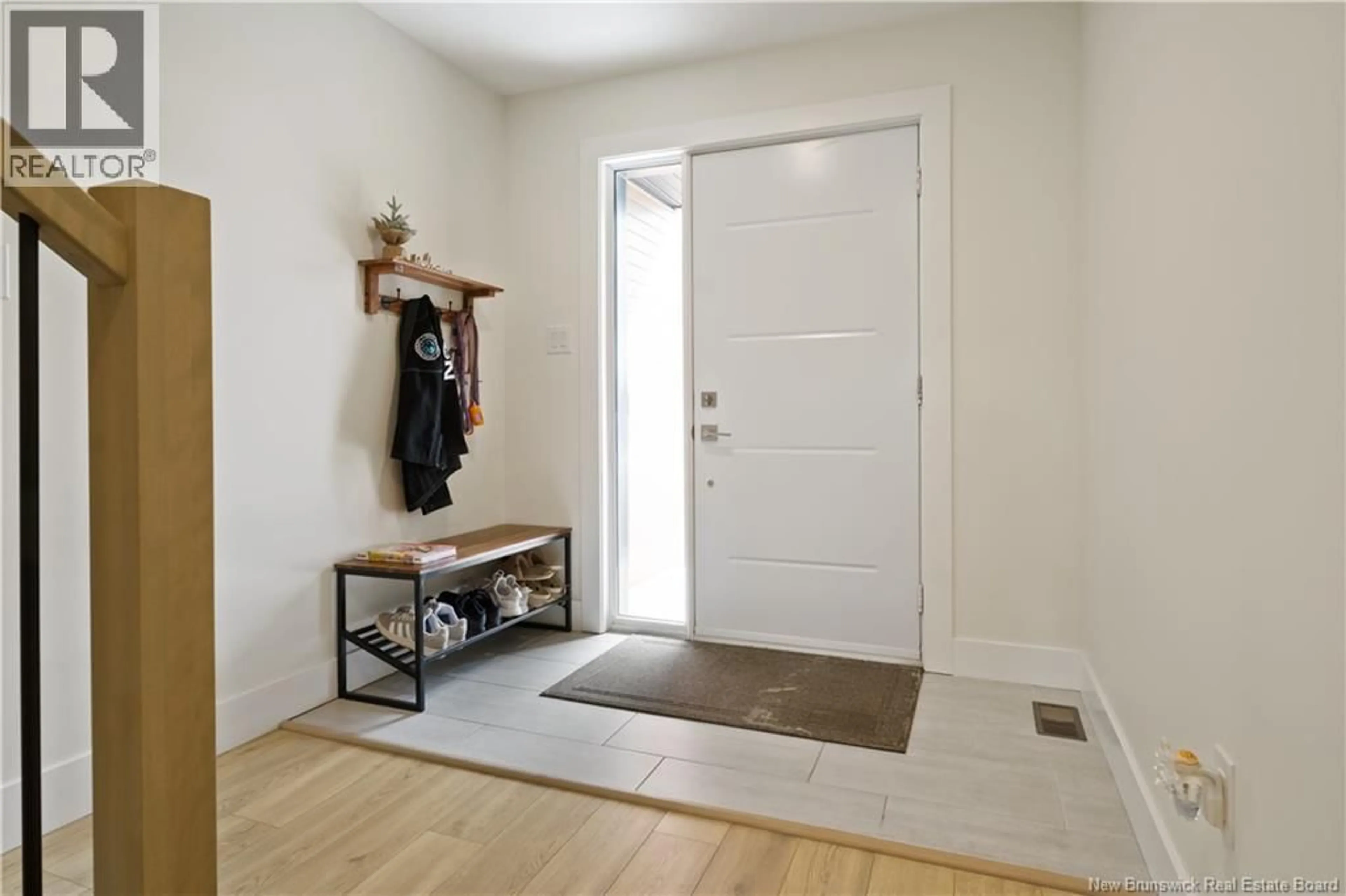 Indoor entryway for 208 DICKEY BOULEVARD, Riverview New Brunswick E1B0V2
