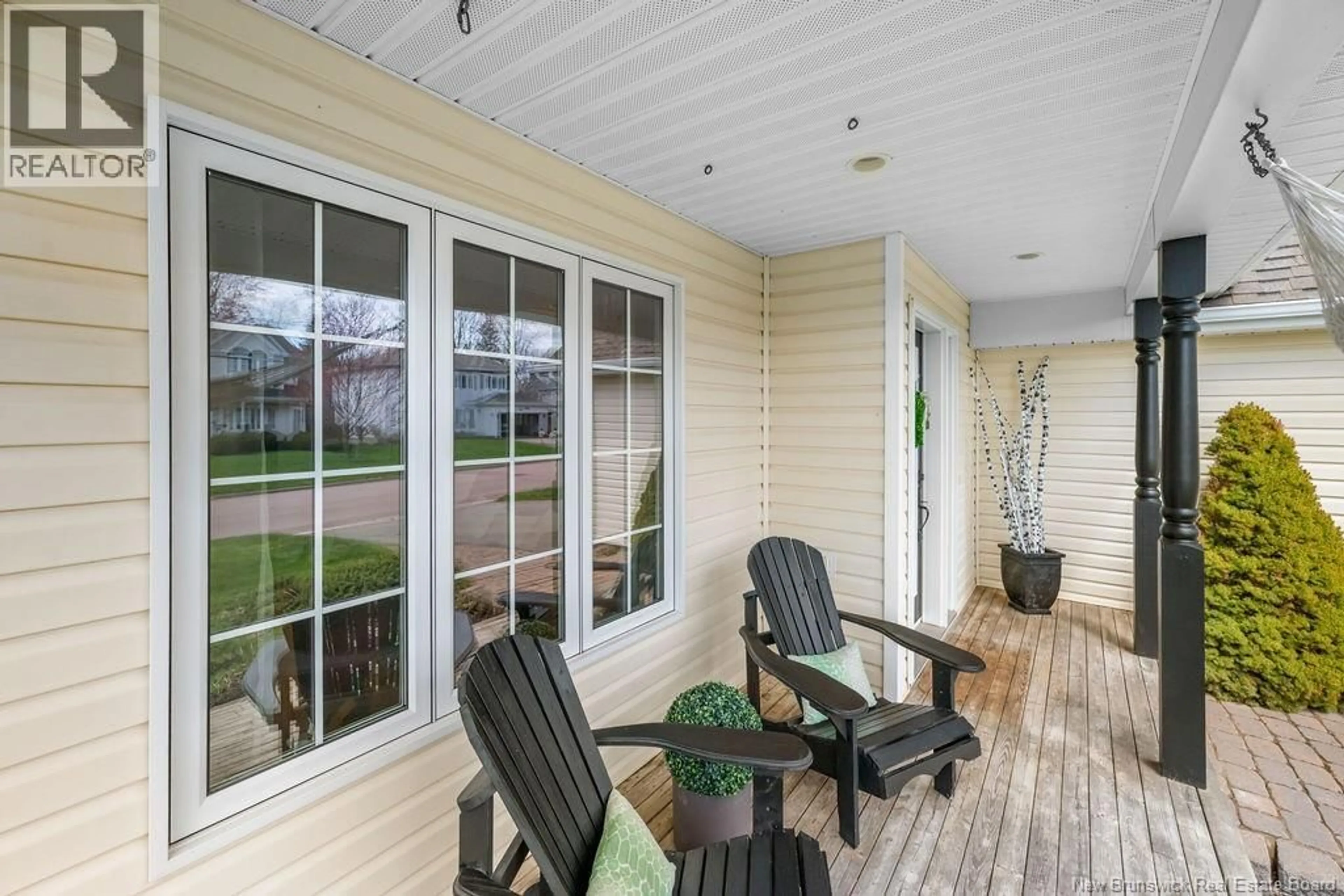 Patio, street for 987 BARACHOIS STREET, Dieppe New Brunswick E1A7E4