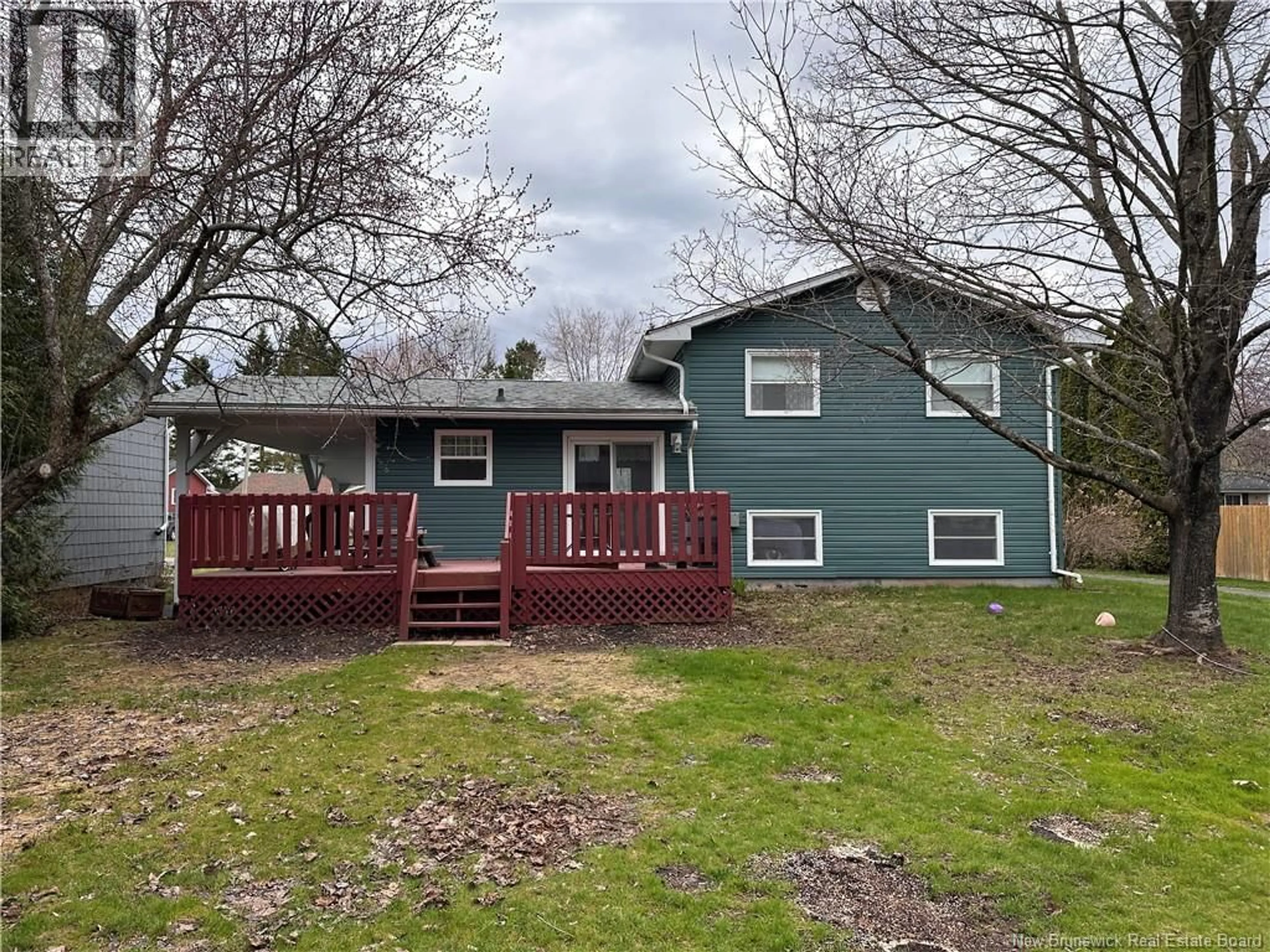 A pic from outside/outdoor area/front of a property/back of a property/a pic from drone, unknown for 23 BARKER STREET, Oromocto New Brunswick E2V2K4