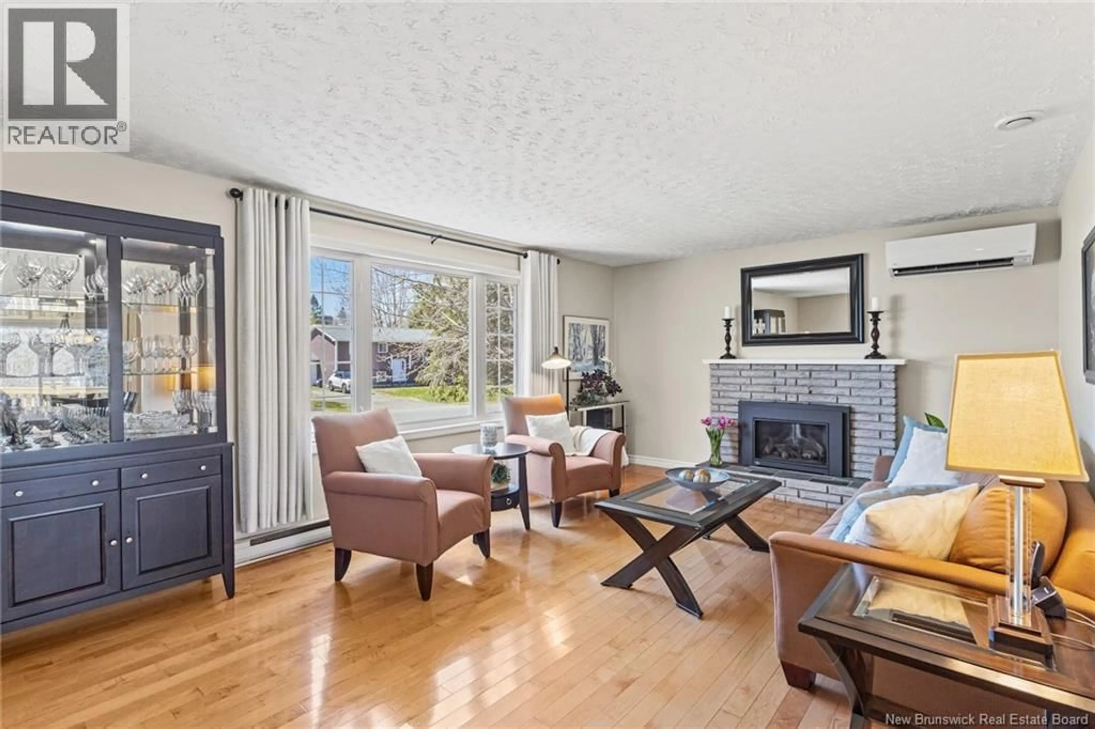 Living room with furniture, unknown for 66 BERKLEY DRIVE, New Maryland New Brunswick E3C1C4