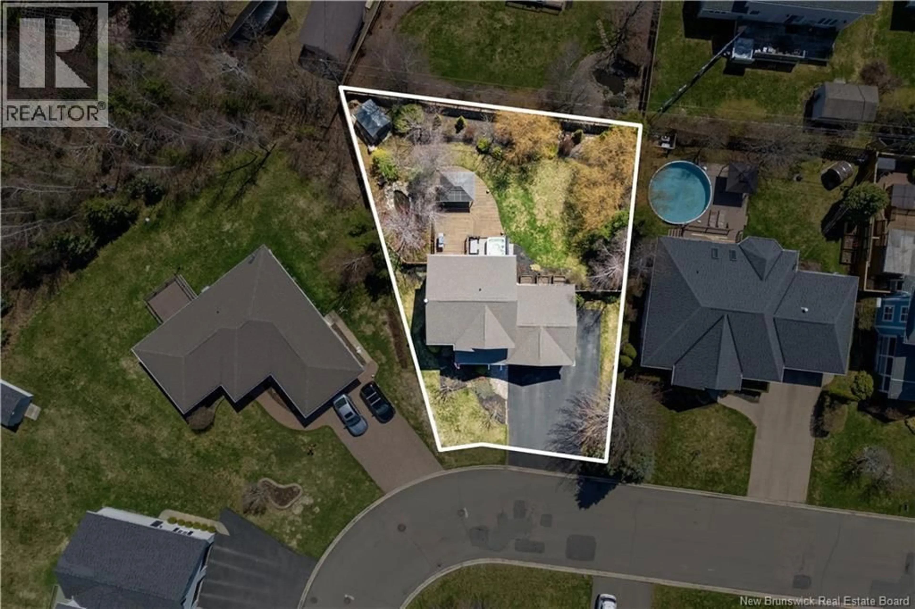 A pic from outside/outdoor area/front of a property/back of a property/a pic from drone, street for 69 CARDIGAN LANE, Moncton New Brunswick E1C0B9