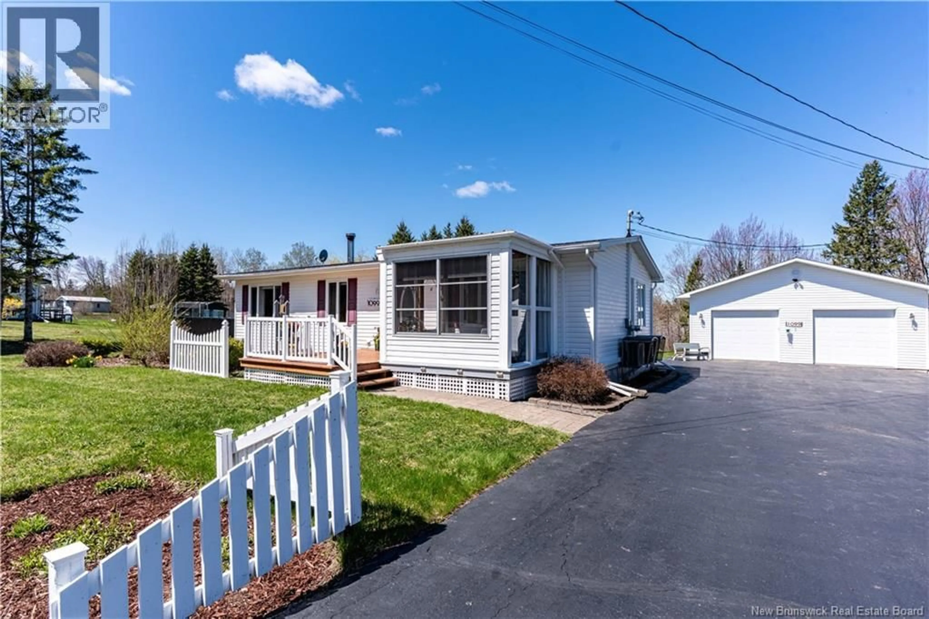 Home with vinyl exterior material, street for 1099 ROUTE 415, Warwick Settlement New Brunswick E9E1Y6