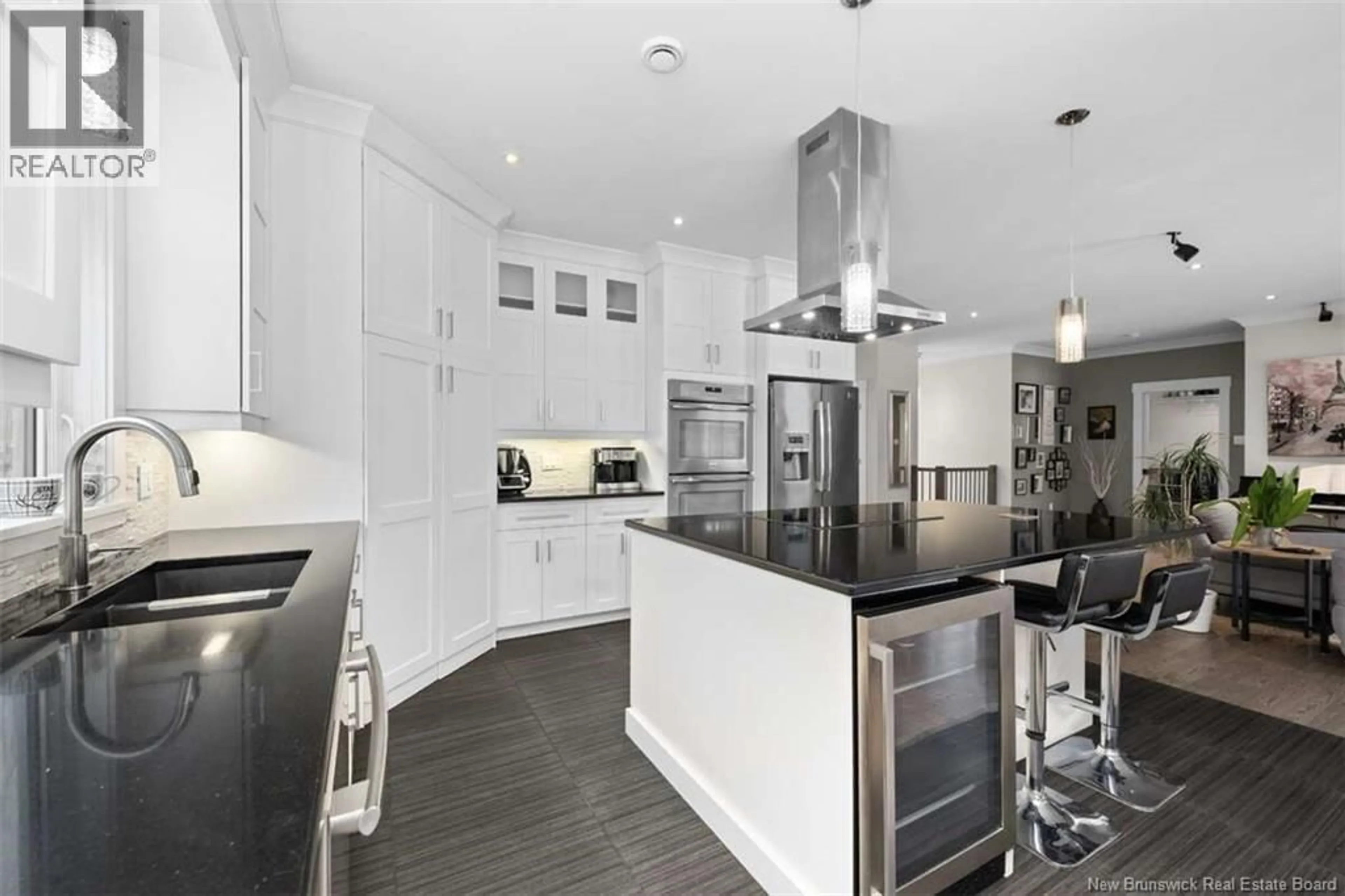 Contemporary kitchen, unknown for 93 LA FONTAINE, Greater Lakeburn New Brunswick E1H0E3