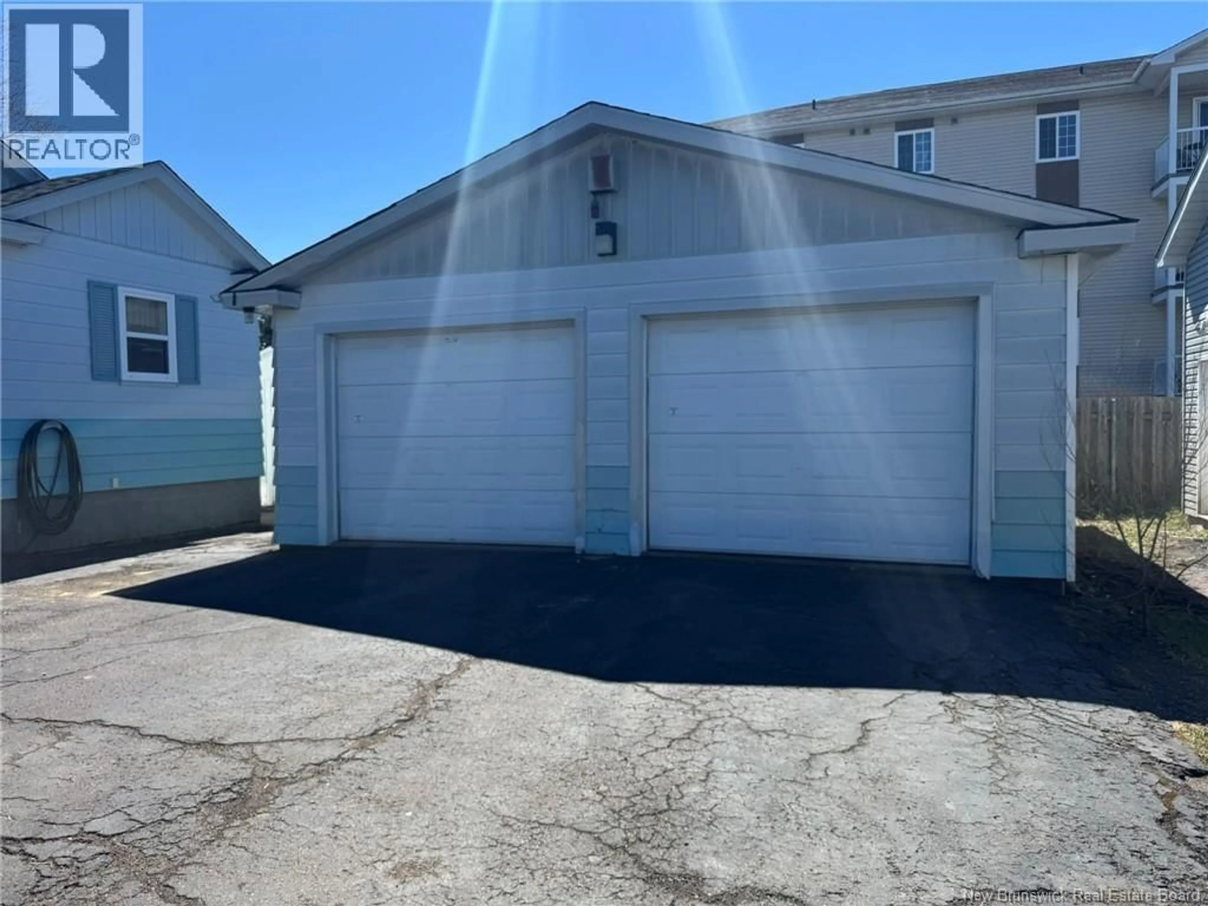 Indoor garage for 5 WENTWORTH DRIVE, Riverview New Brunswick E1B2T4