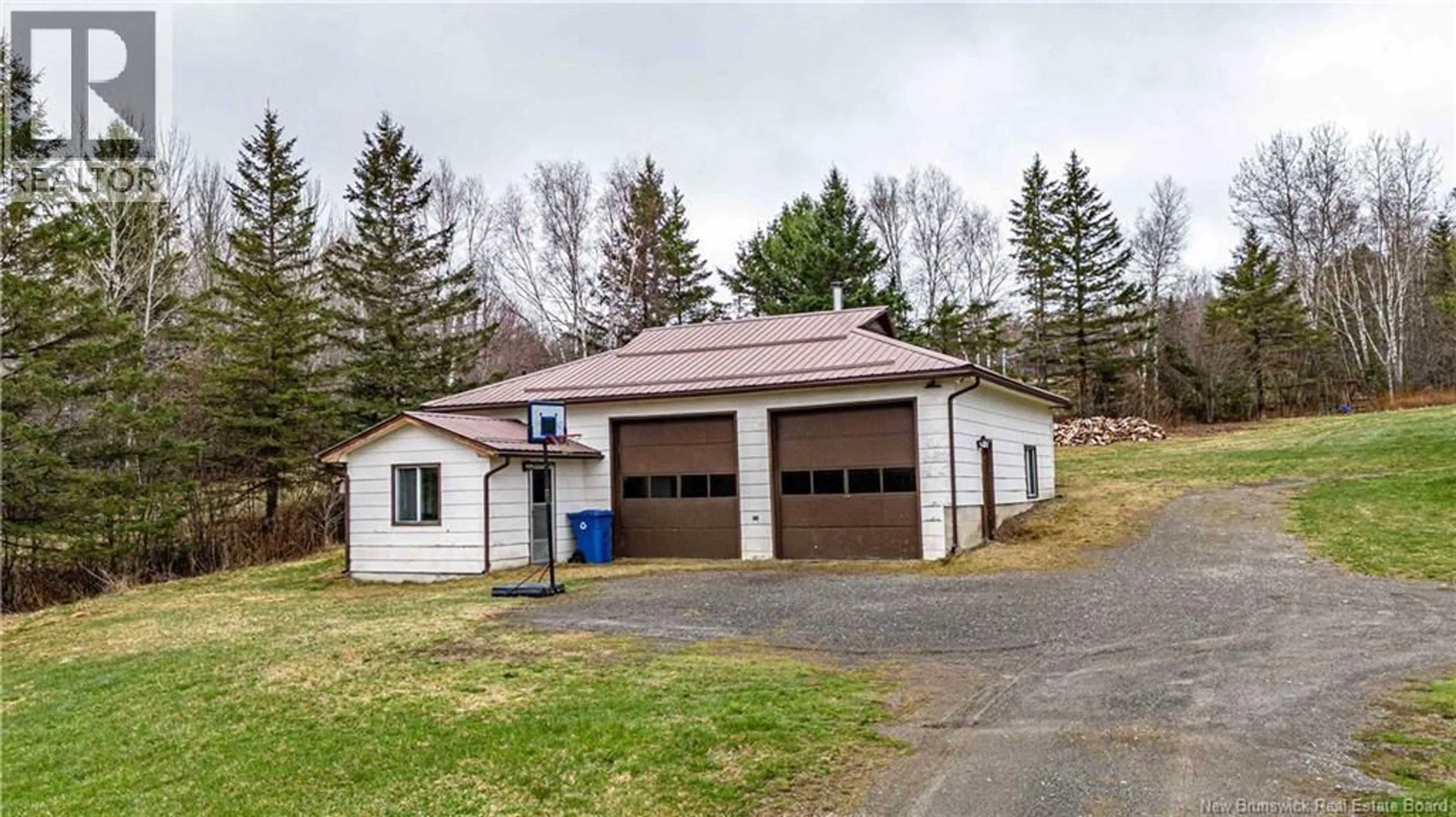 Indoor garage for 596 165 ROUTE, Riceville New Brunswick E7N2Z1