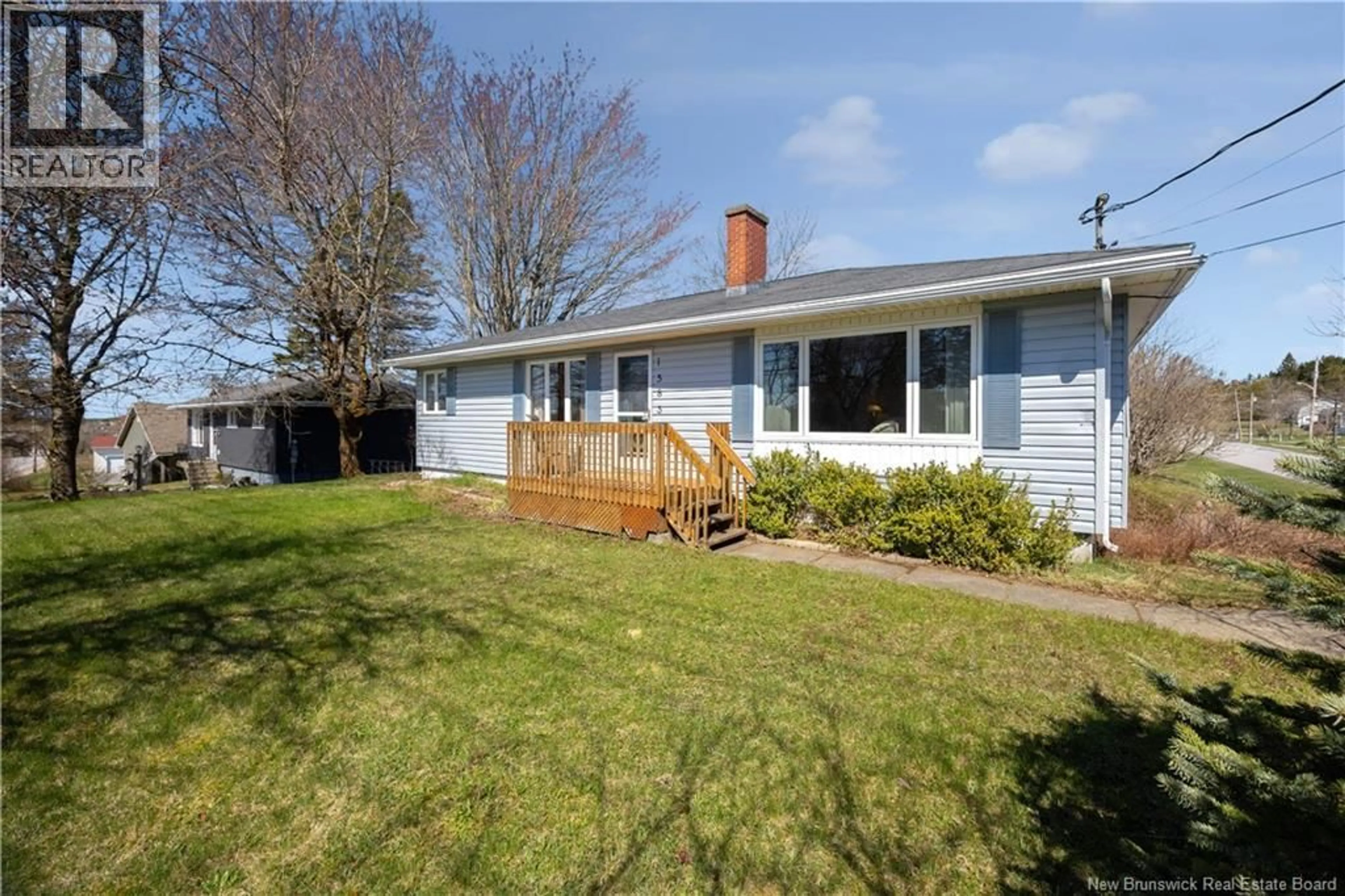 Home with vinyl exterior material, street for 1583 LOCH LOMOND ROAD, Saint John New Brunswick E2J1Z8