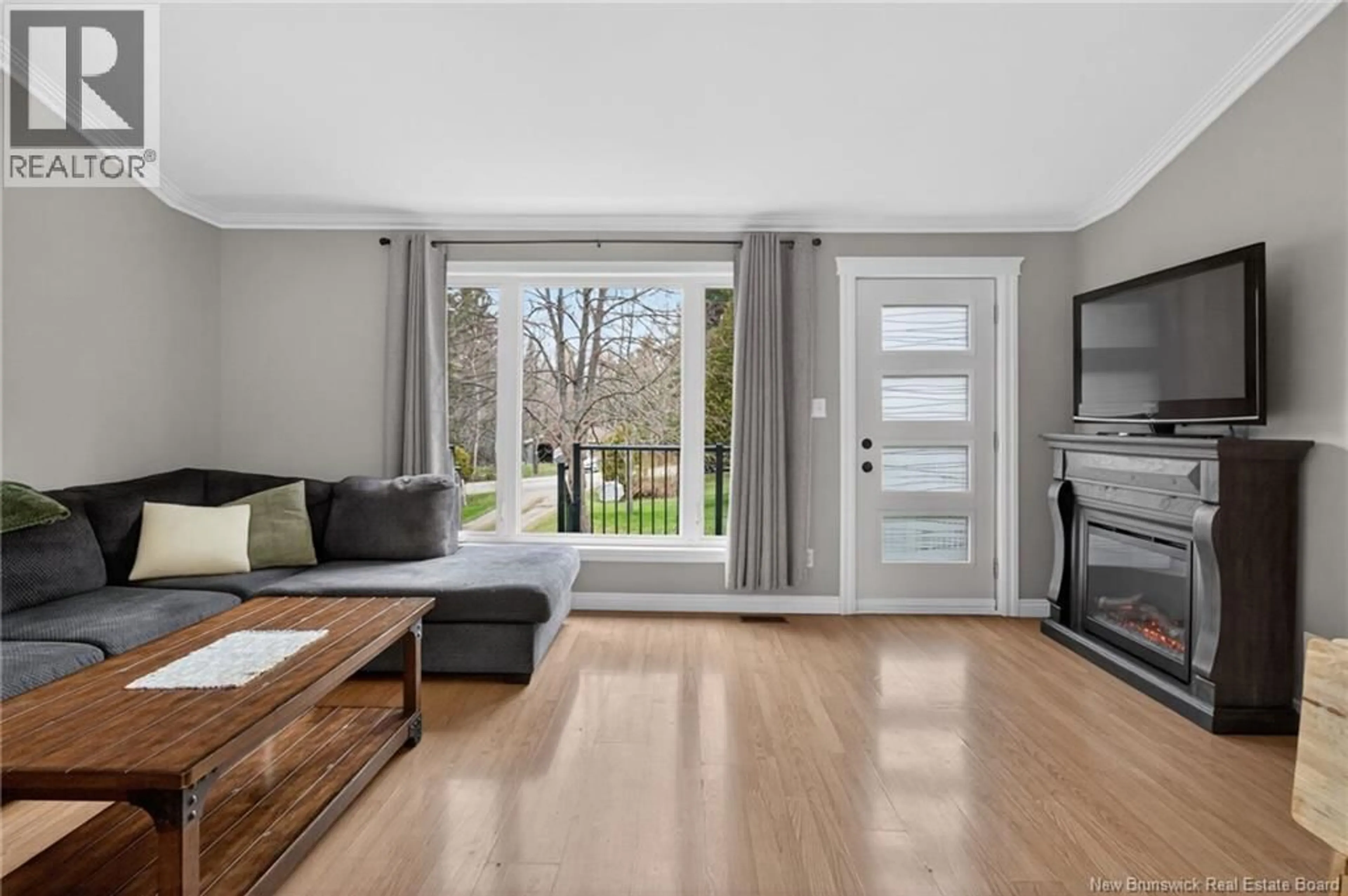Living room with furniture, wood/laminate floor for 222 HARPER SETTLEMENT ROAD, Anagance New Brunswick E4Z1G1