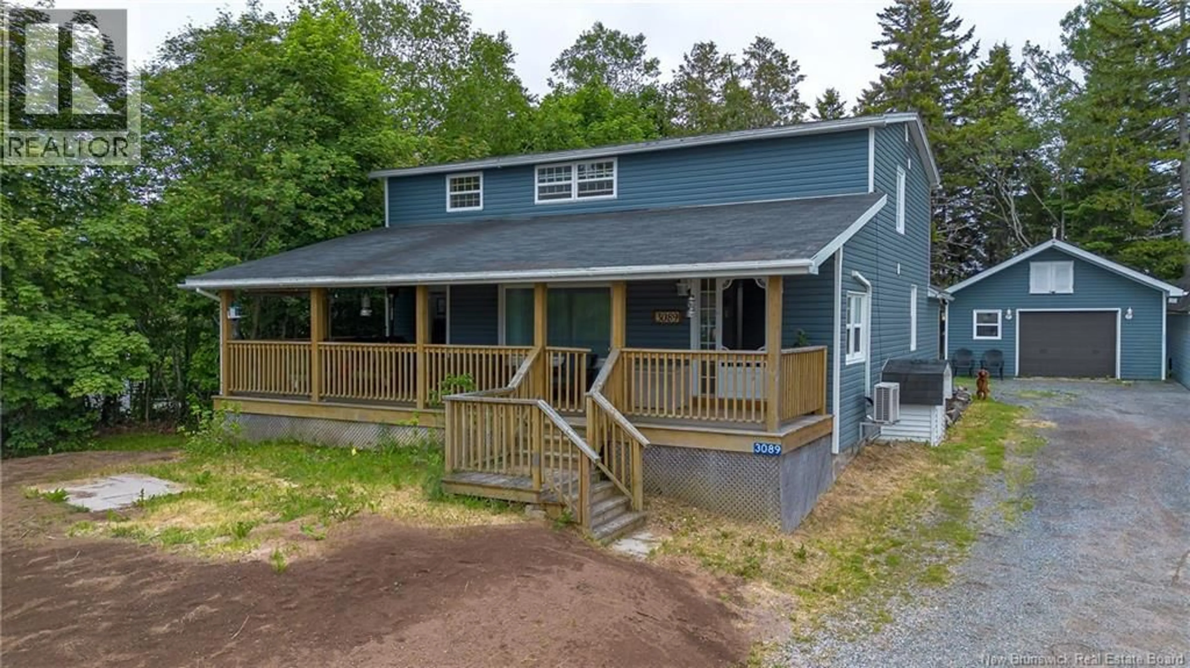 A pic from outside/outdoor area/front of a property/back of a property/a pic from drone, building for 3089 WESTFIELD ROAD, Saint John New Brunswick E2M6T3