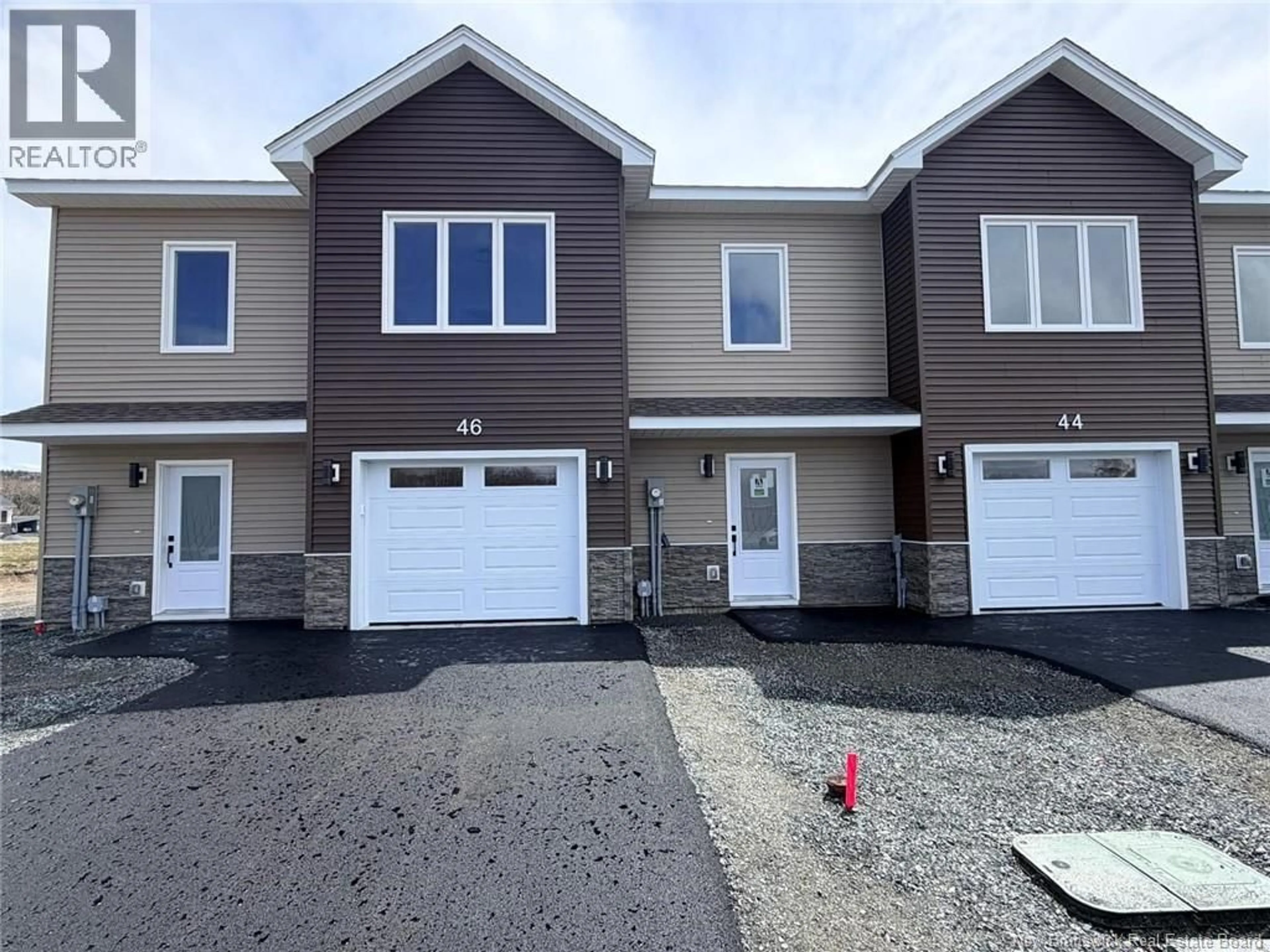 Home with vinyl exterior material, street for 44 OCEAN DRIVE, Saint John New Brunswick E2P1G4