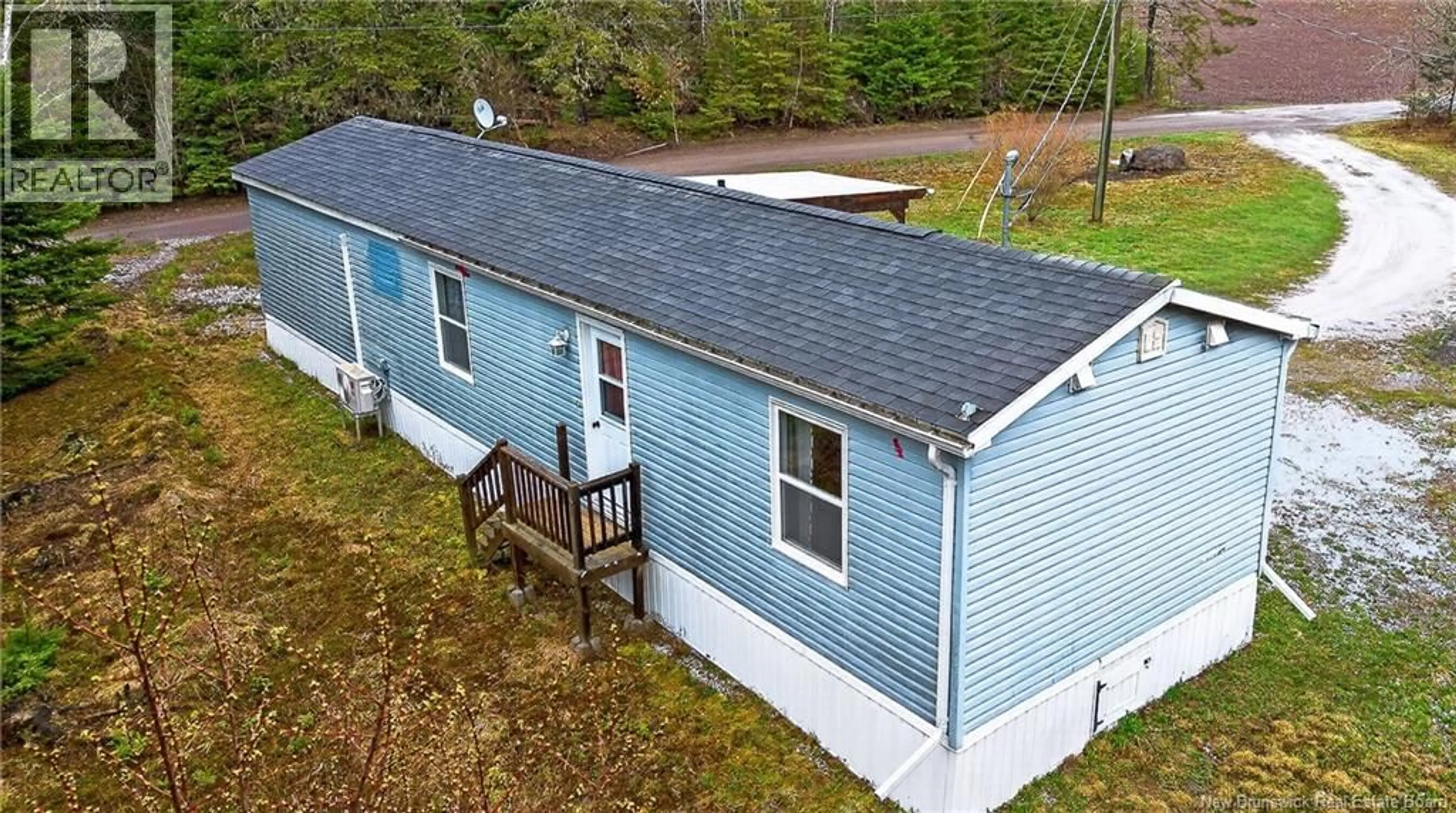 A pic from outside/outdoor area/front of a property/back of a property/a pic from drone, building for 17 SHEP'S LANE, Salt Springs New Brunswick E5N4K3