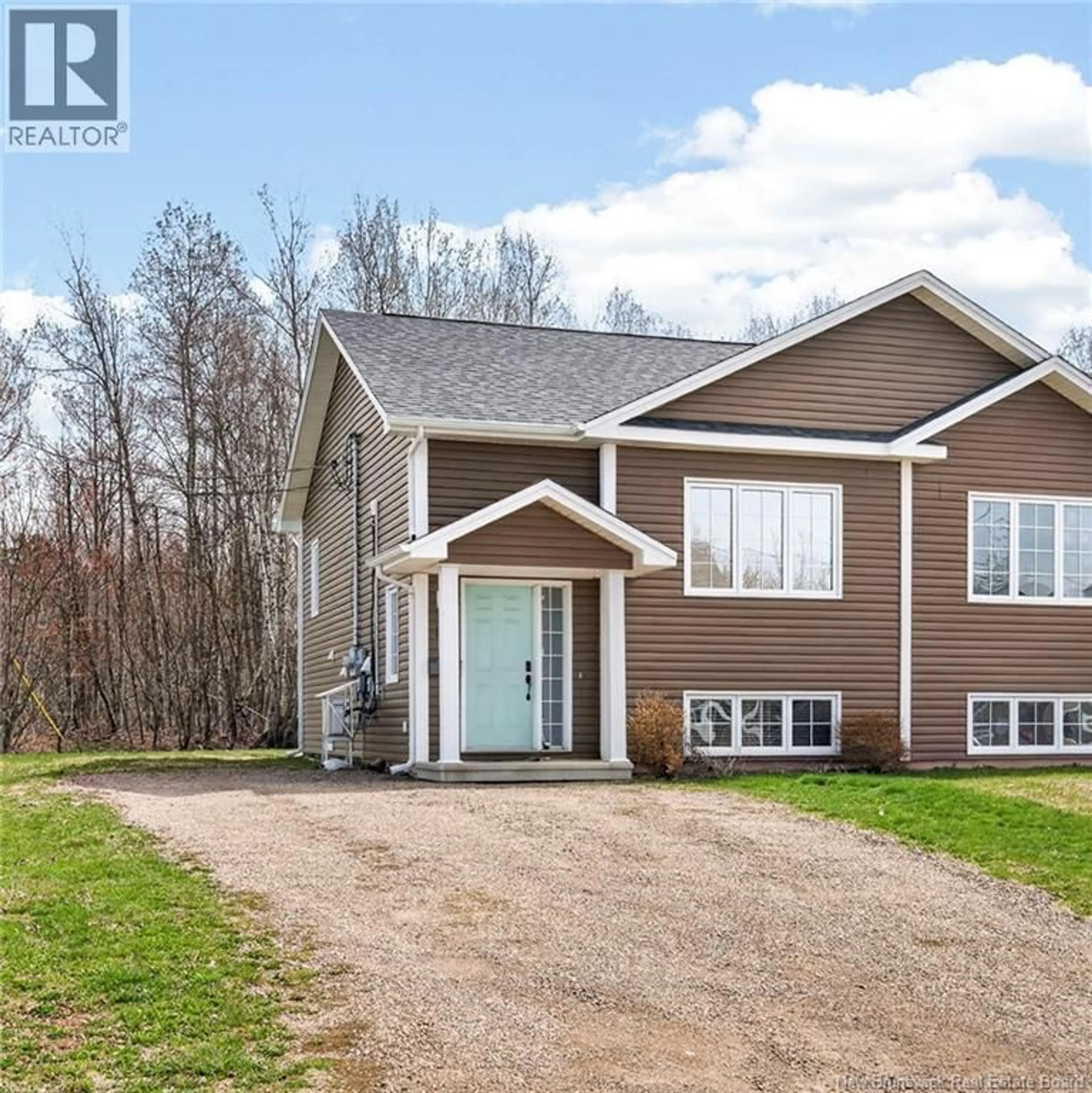 Home with vinyl exterior material, street for 196 LORETTE STREET, Dieppe New Brunswick E1A0E2